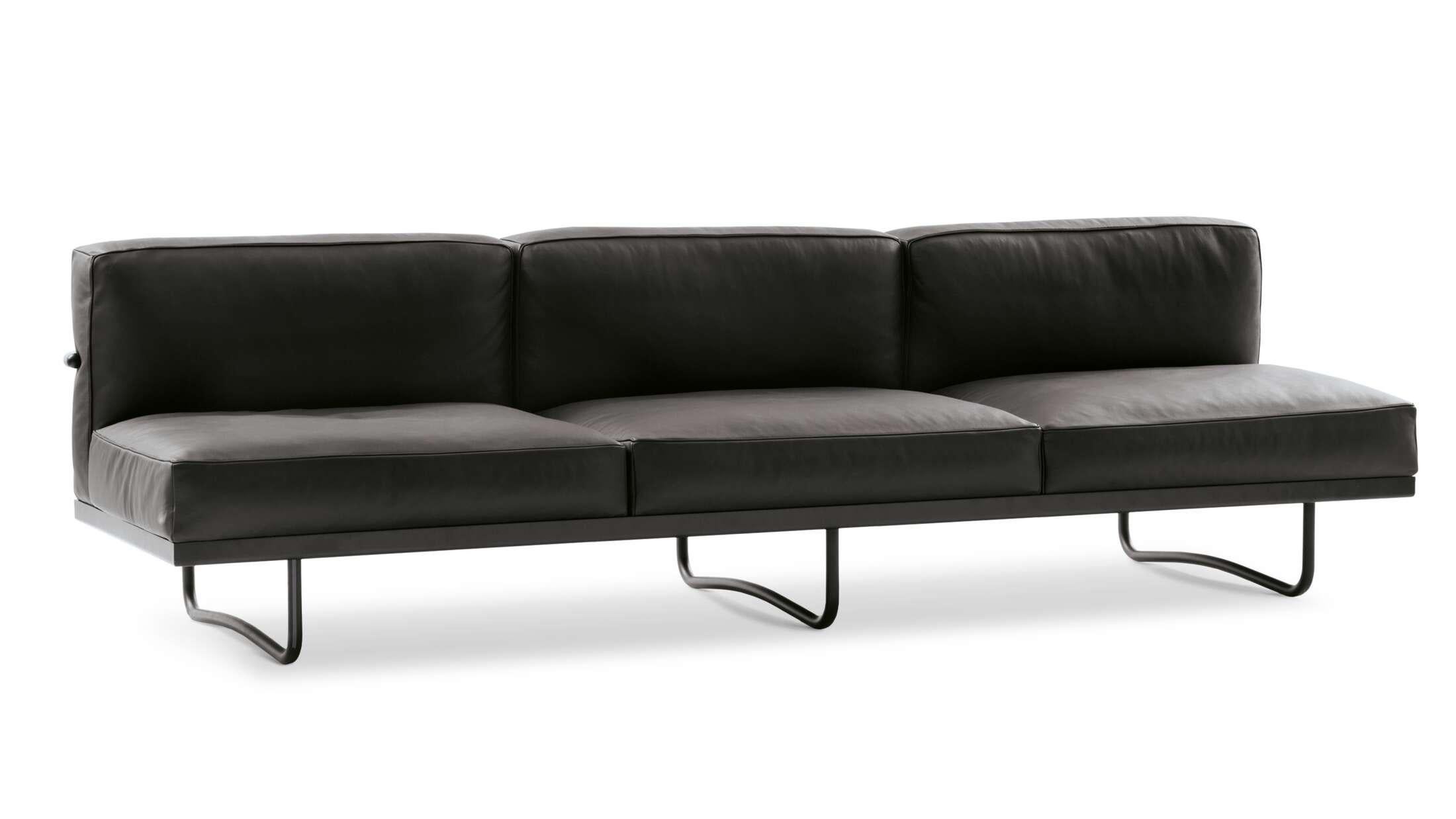 Prices vary dependent on the chosen material and size. Comfortable, contemporary lines distinguish this sofa designed by Le Corbusier for his Paris apartment, where the original model is still preserved – the one that inspired a lengthy re-edition