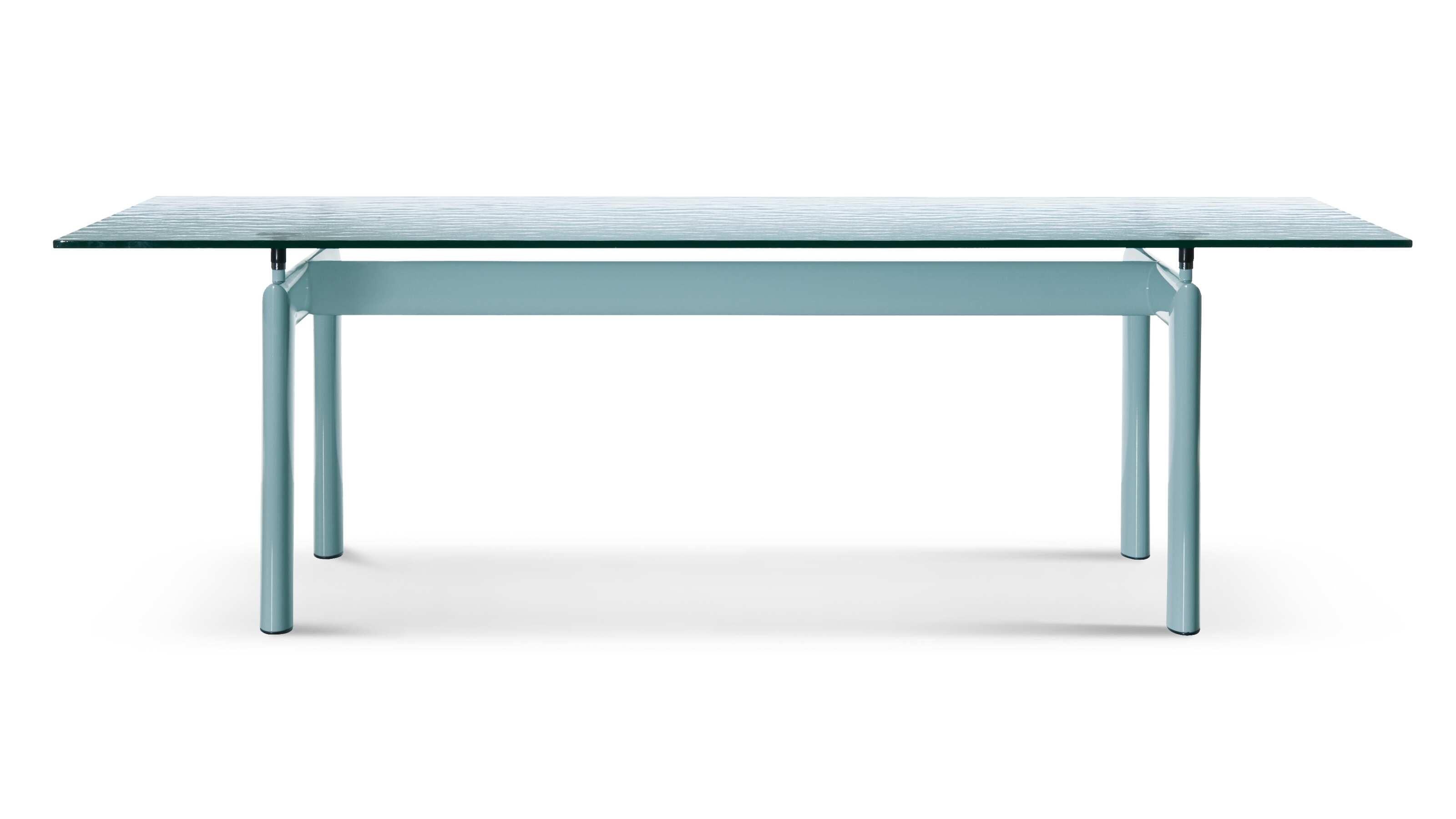 Le Corbusier 6 Table Tube d'Avion per Cassina

Espressione della lunga ricerca condotta da Cassina sui capolavori dei grandi maestri, il tavolo di design Table tube d'avion è uno dei primi modelli di studio presentati da Le Corbusier, Pierre