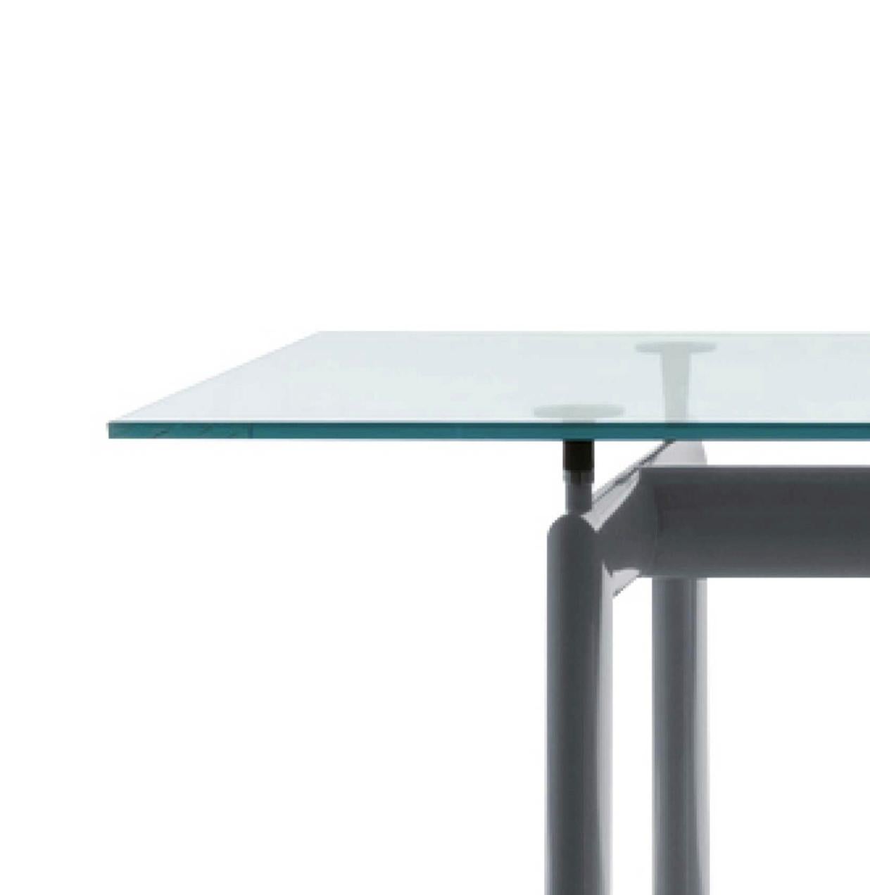 Mid-Century moderno Le Corbusier 6 Table Tube d'Avion per Cassina in vendita