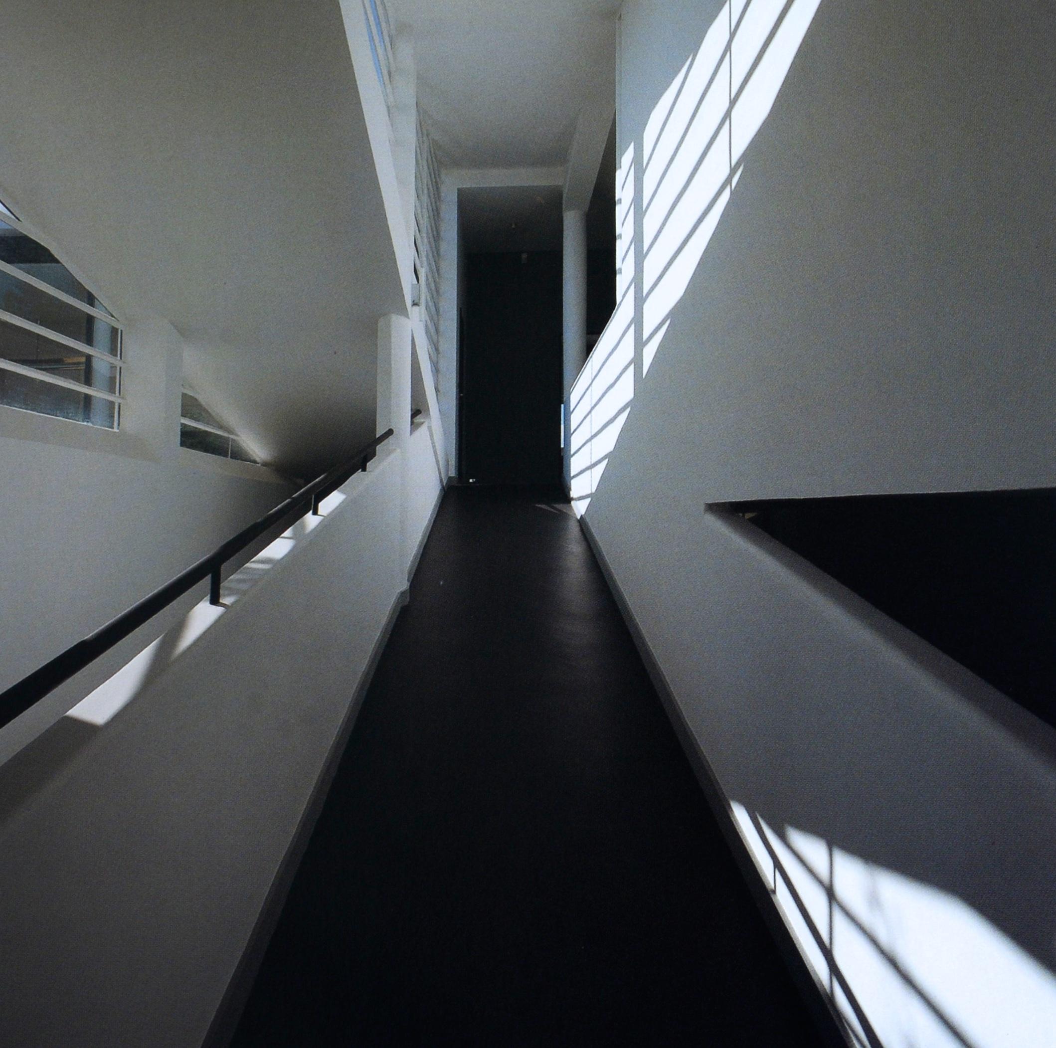 Le Corbusier : L'architecte du vingtième siècle par Kenneth Frampton en vente 7