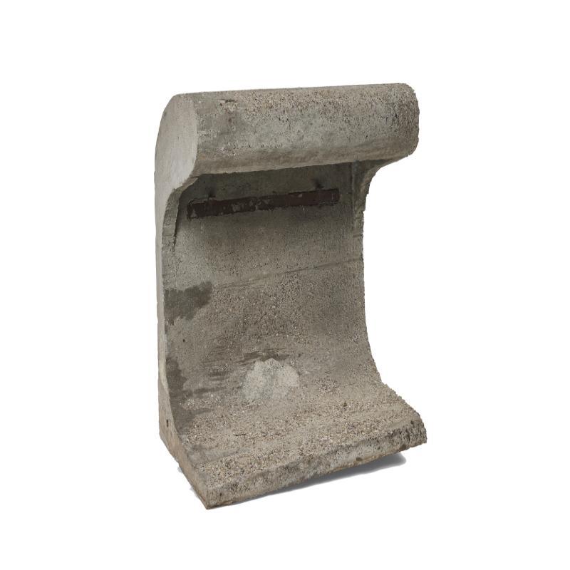 Le Corbusier Borne Béton Lampada I in vendita 2