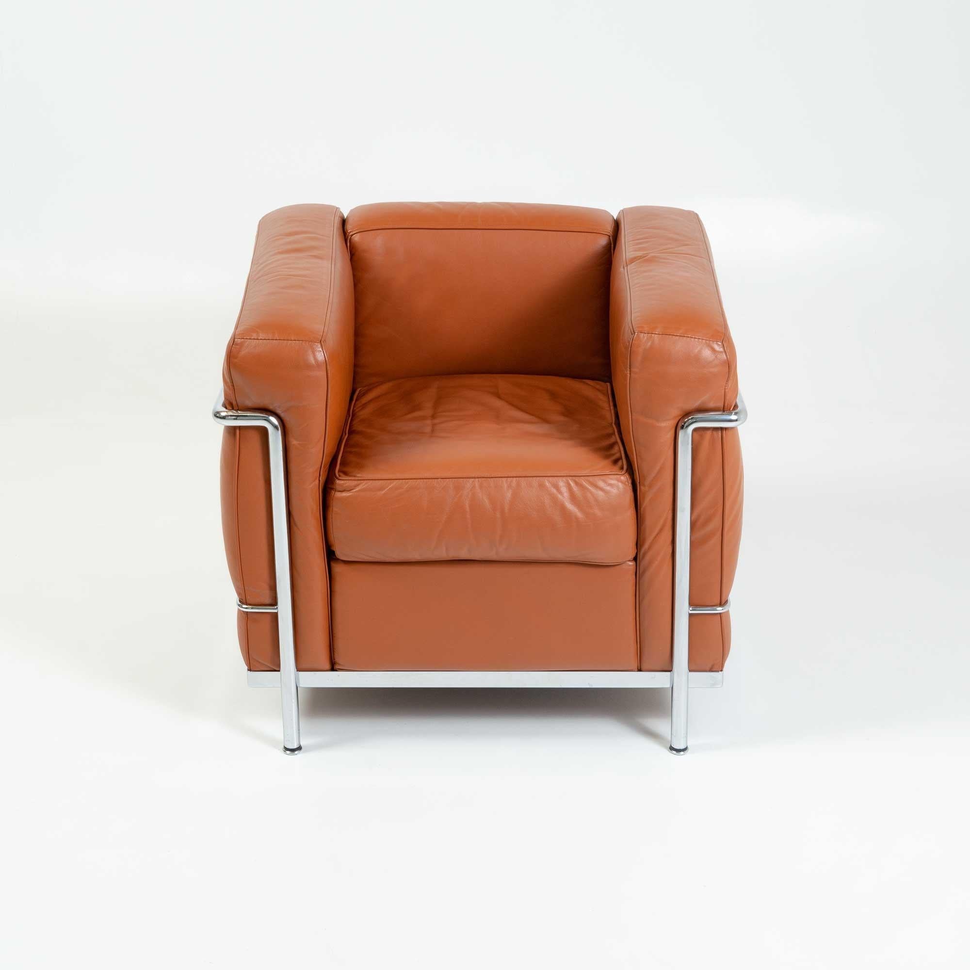 Bauhaus Le Corbusier Cassina LC2 Petite Modele Armchair in Original Tobacco Leather