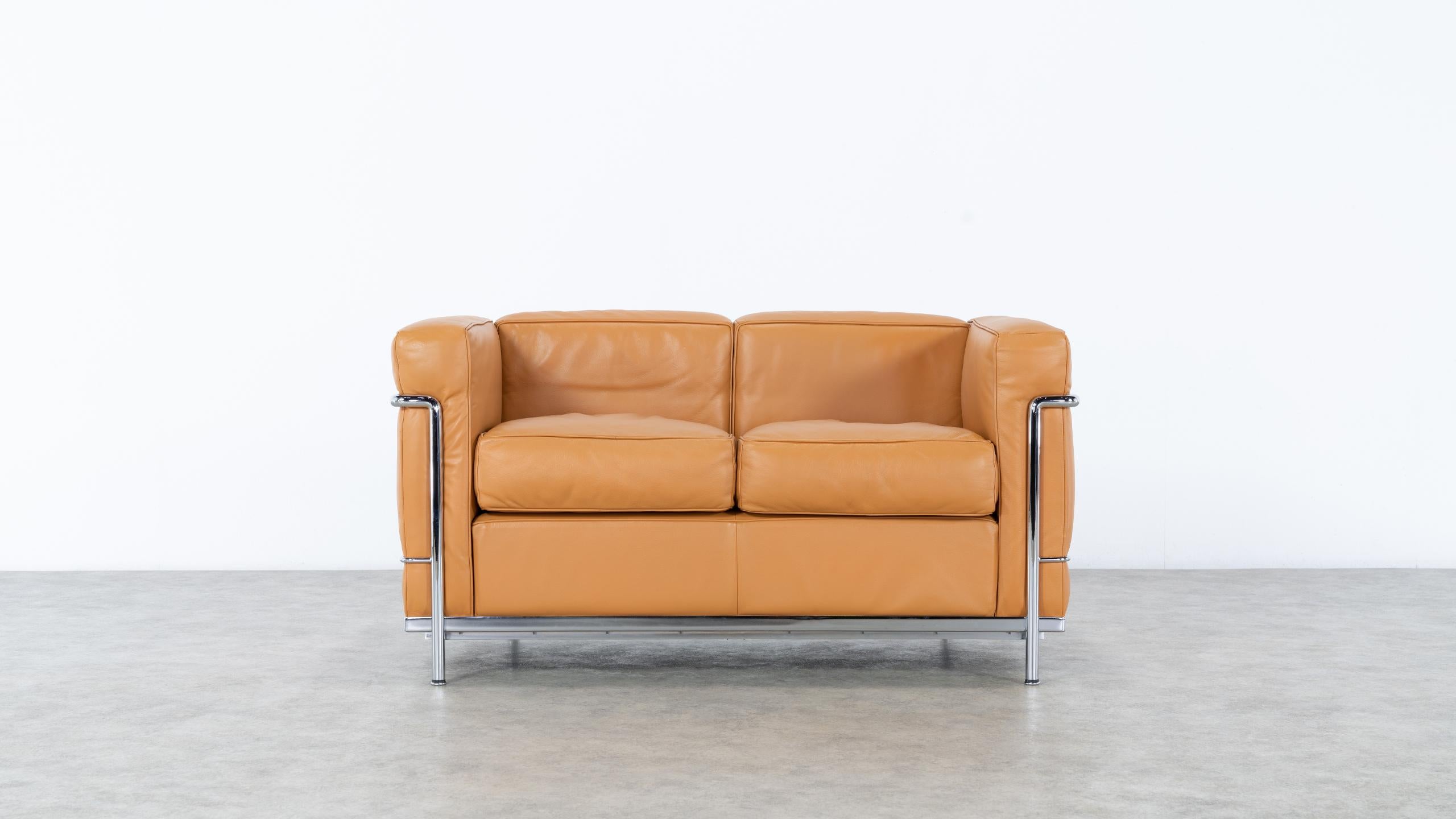 Le Corbusier Ch. Perriand LC2 Sofa Cassina in Cognac Leather, Signed & Stamped 8