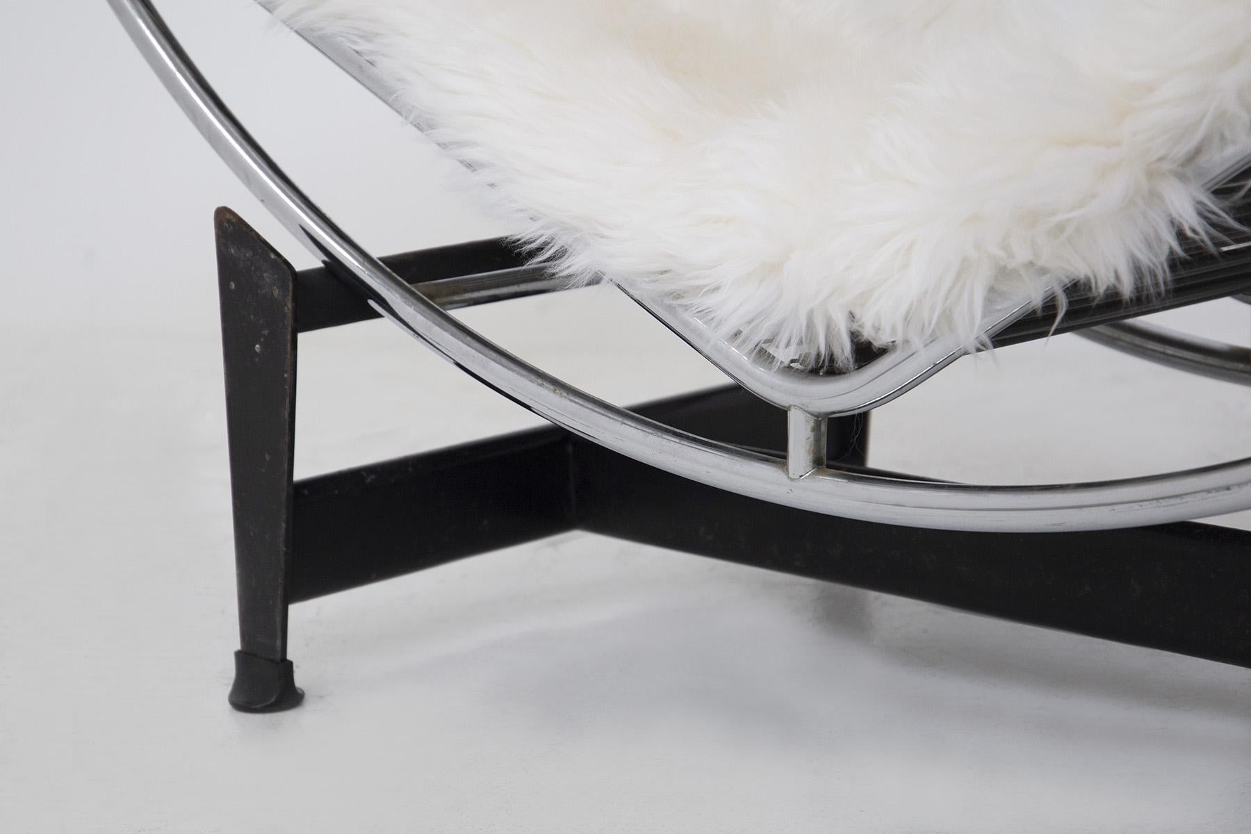 Steel Le Corbusier Chaise Longue in Fur LC4, C. Perriand, P. Jeanneret for Cassina
