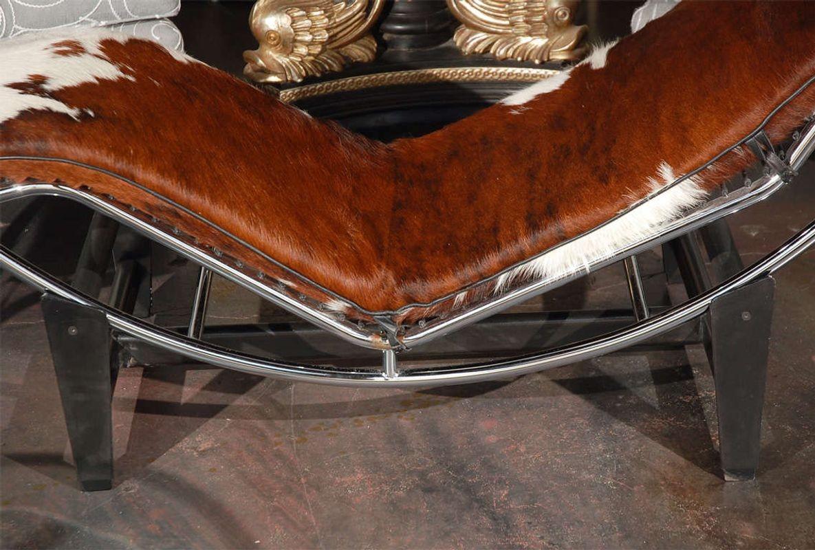 Italian Le Corbusier Chaise Lounge (Model LC4) For Sale