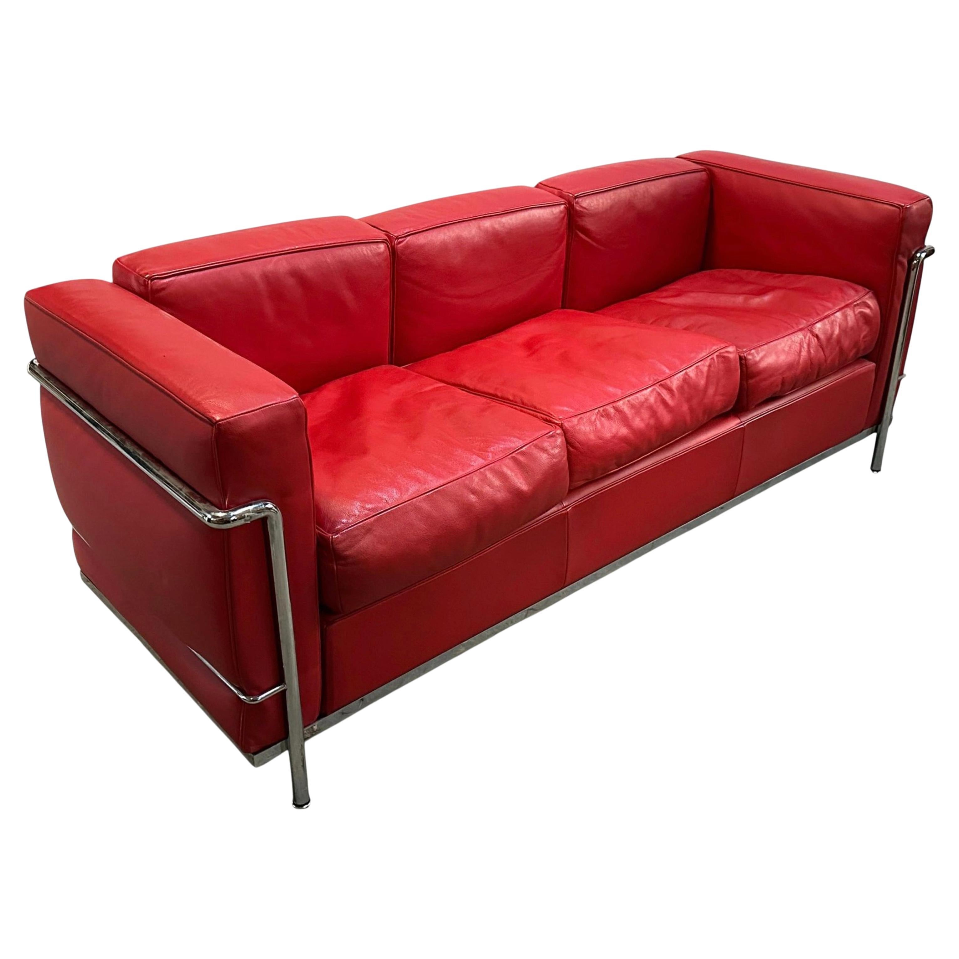 LE CORBUSIER Charles Edouard Jeanneret & Charlotte PERRIAND, Sofá en venta