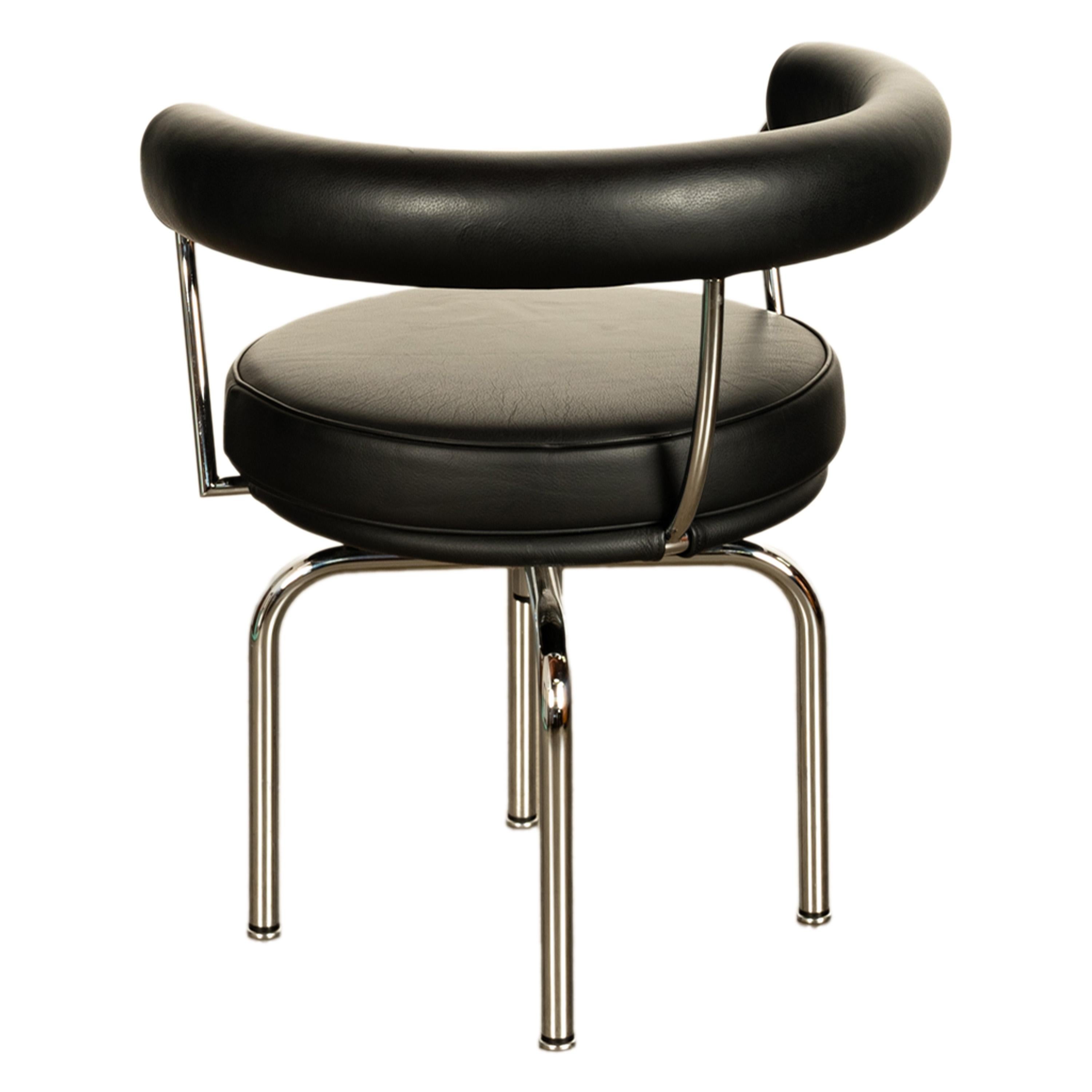 Steel Le Corbusier Charlotte Perriand LC 7 Black Leather Swivel Chair by Cassina 1980s