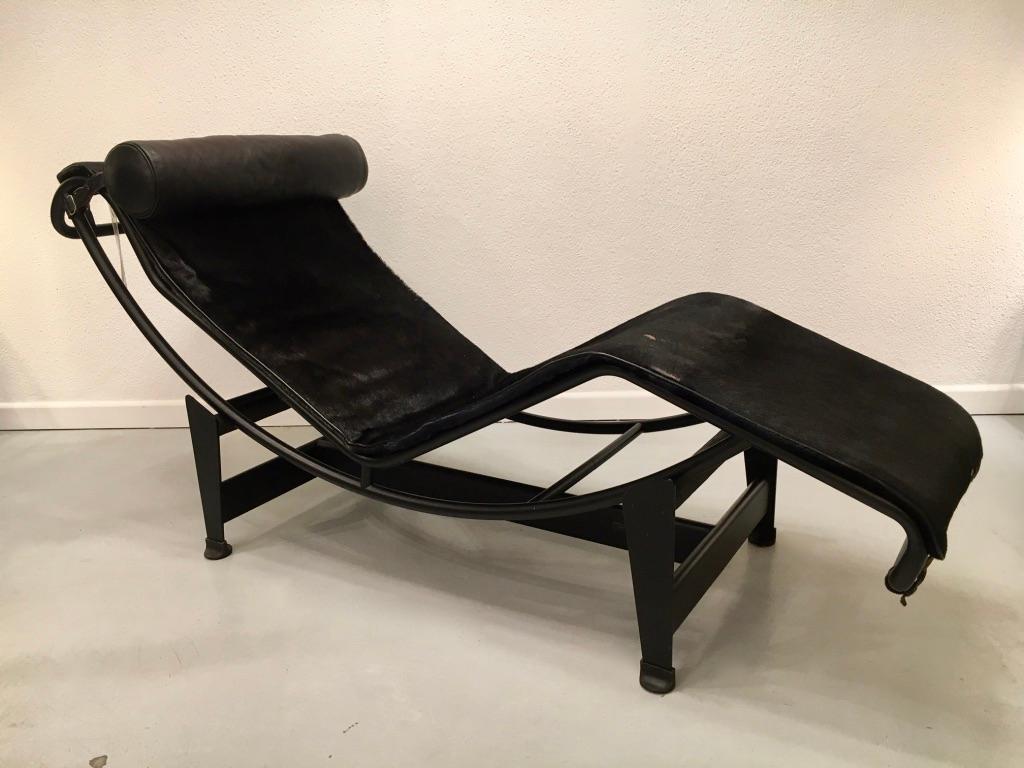 Le Corbusier & Charlotte Perriand Lounge Chair LC4 Pony Skin by Cassina, 1978 6