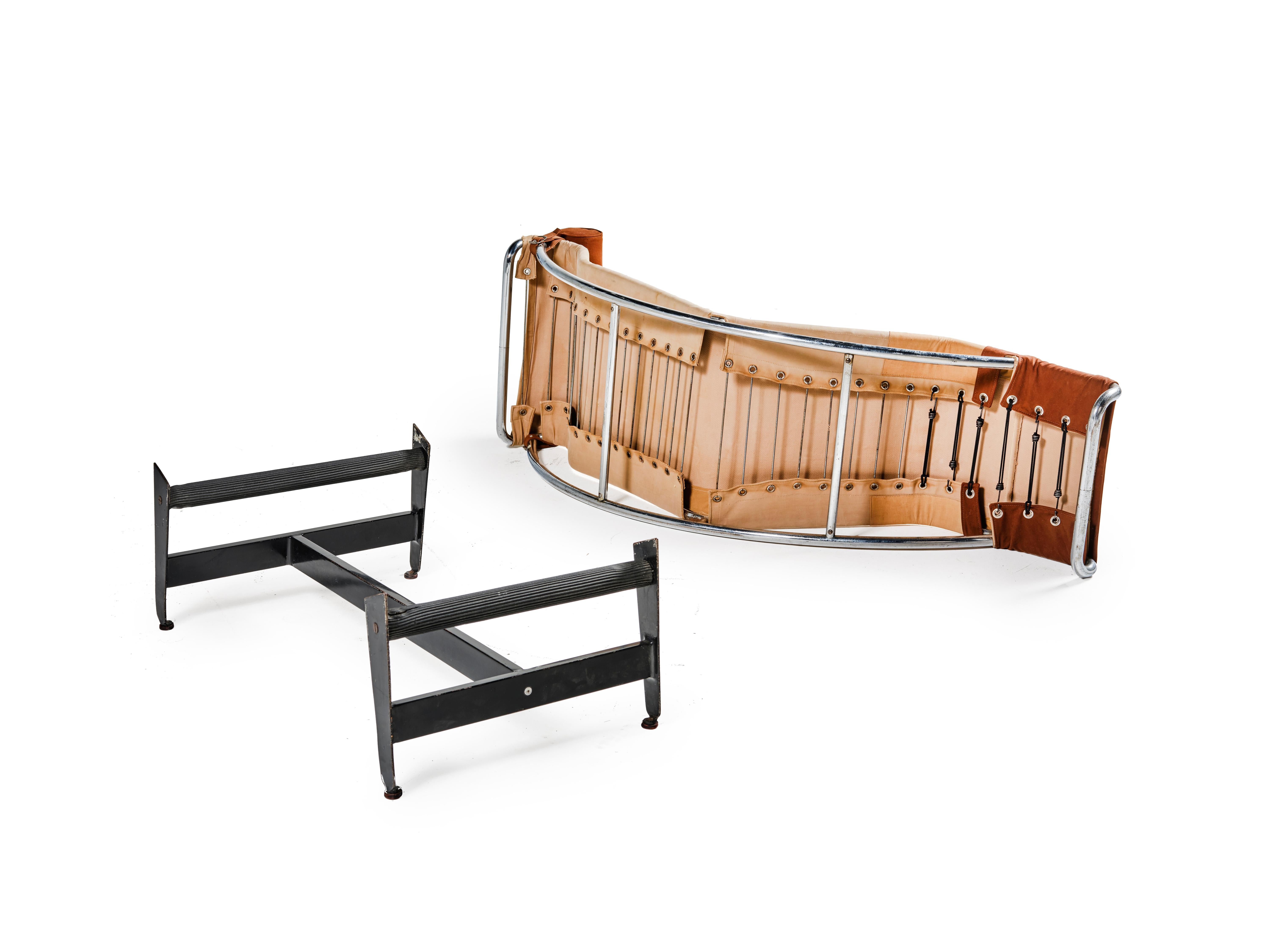 Le Corbusier, Charlotte Perriiand et Pierre Jeanneret, chaise longue B306 Bon état - En vente à Paris, FR