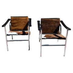 Sillas de piel de vaca de Le Corbusier por Cassina, Italia, 1965 - Firmadas y numeradas