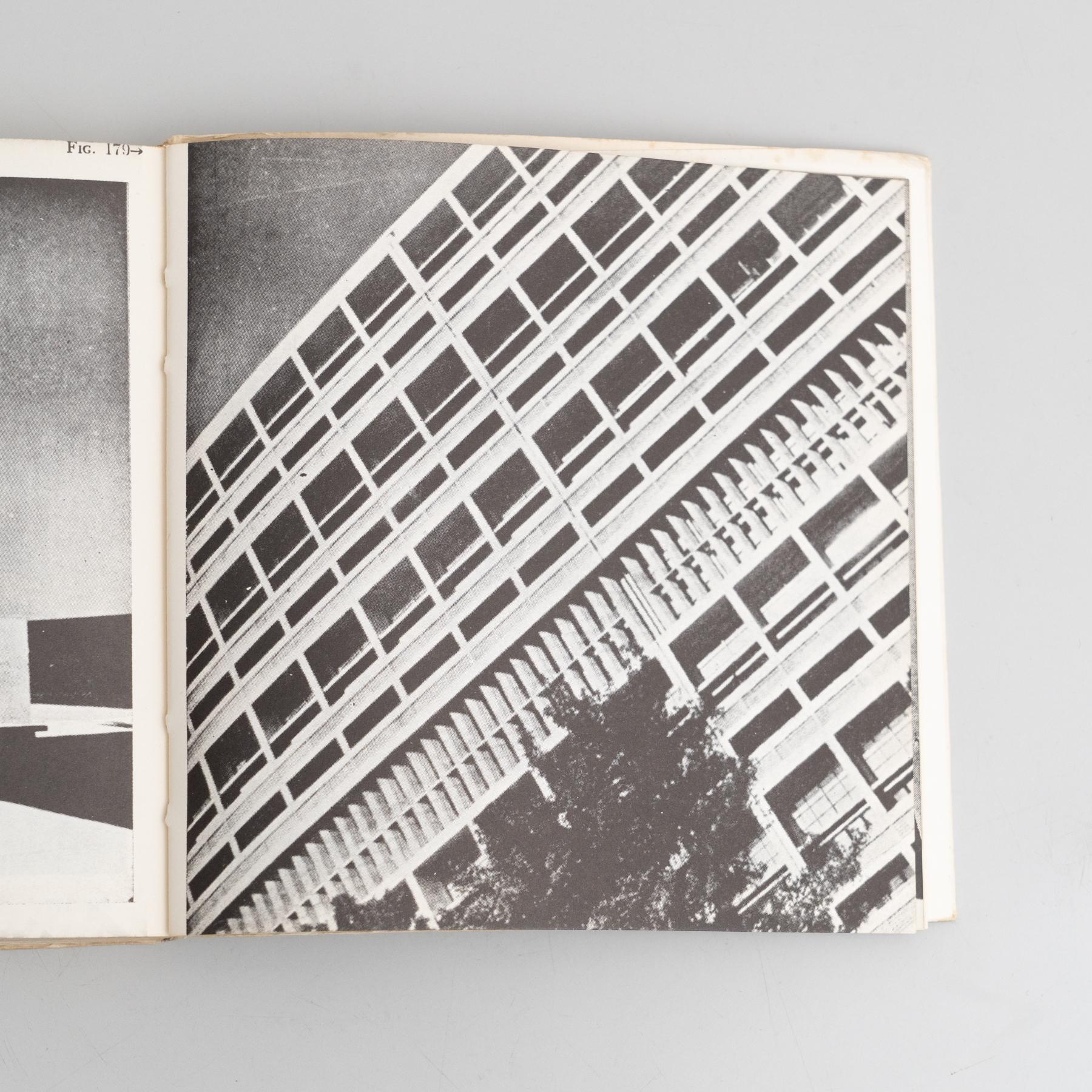 Le Corbusier Der Modulor 2 Book, 1955 For Sale 12
