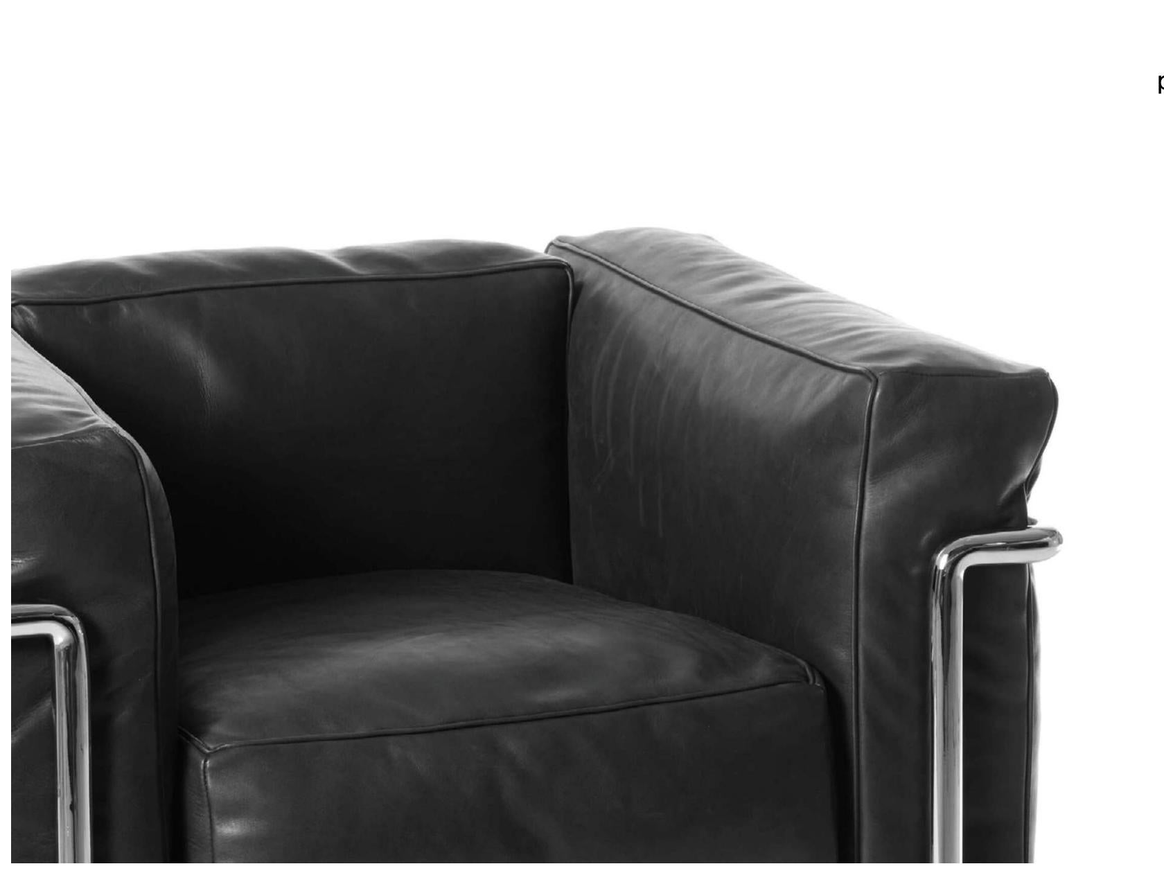 Mid-Century Modern Le Corbusier Fauteuil Grand Confort, Petit Modèle Armchair For Cassina en vente