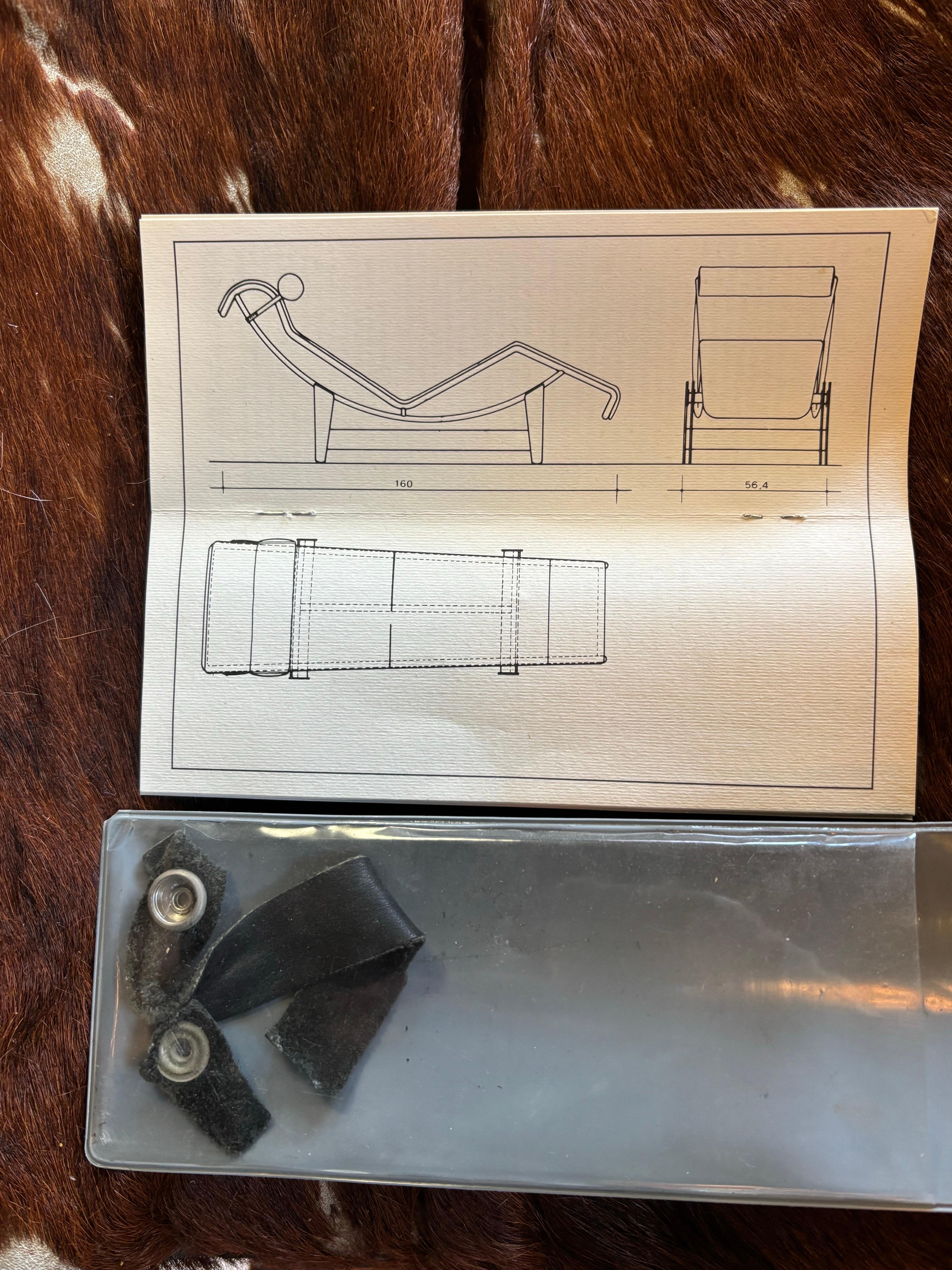Le Corbusier for Cassina LC-4 Chaise Lounge 5