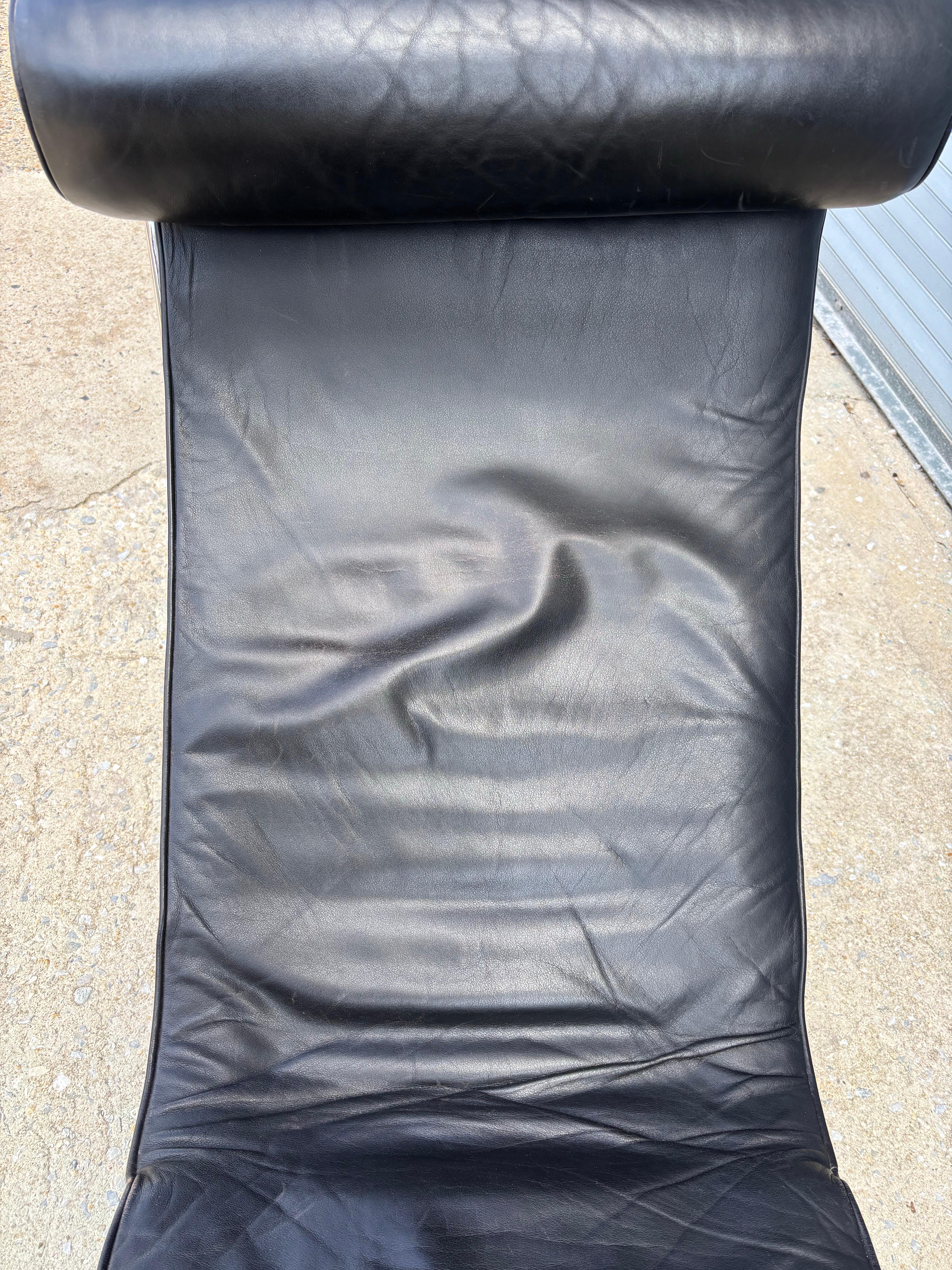 Chaiselongue LC-4 von Le Corbusier für Cassina im Zustand „Gut“ im Angebot in Philadelphia, PA