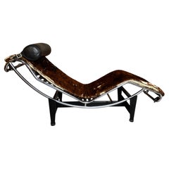 Le Corbusier para Cassina LC-4 Chaise Lounge