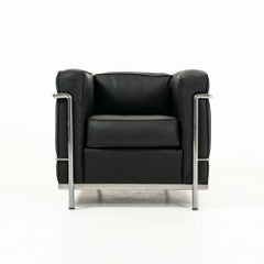 Sillón LC2 de Le Corbusier para Cassina, modelo Elan de Bernhardt, en piel negra
