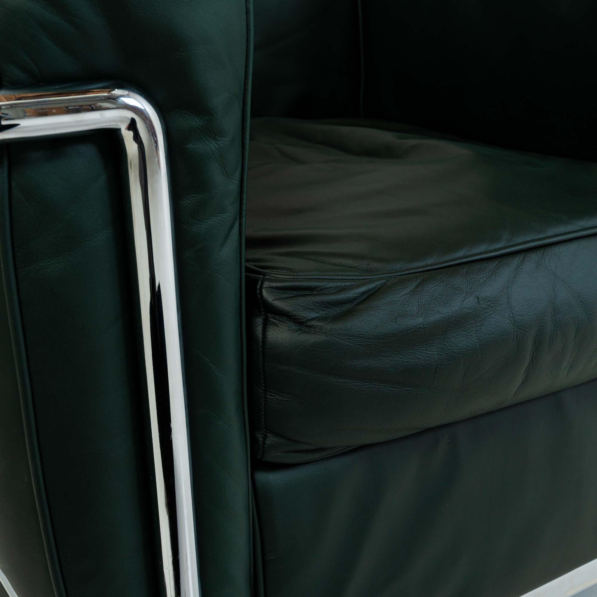 Le Corbusier for Cassina LC2 Petite Modele Armchair Midnight Green Leather For Sale 2