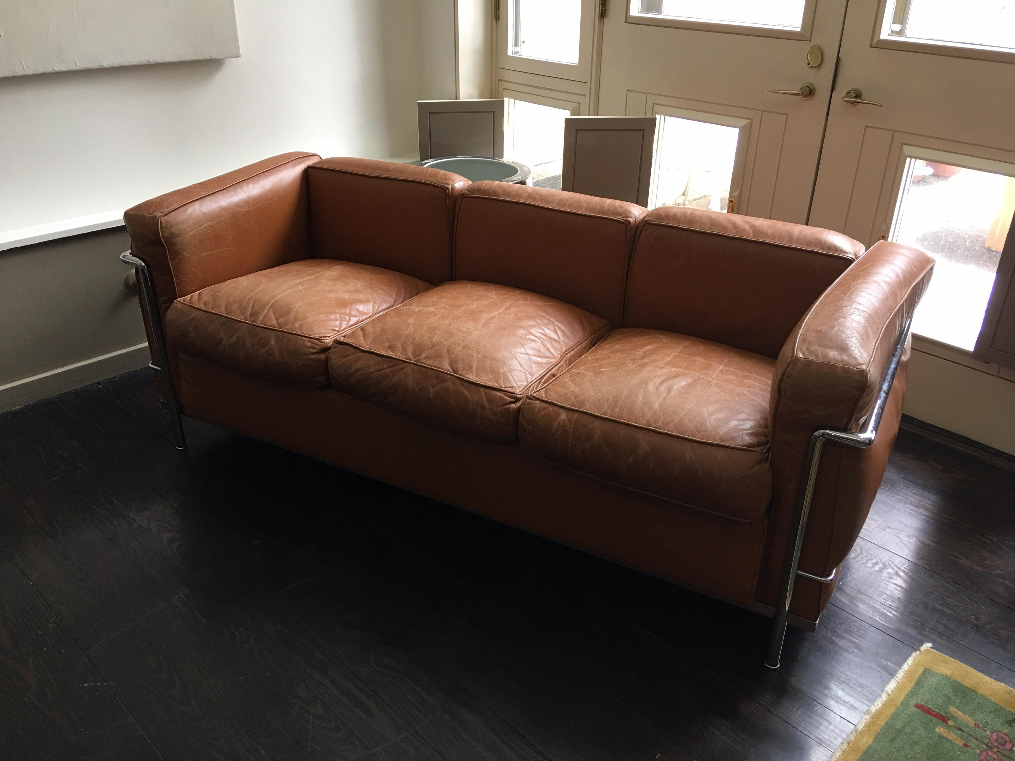 Le Corbusier for Cassina LC2 Sofa 2 AVAILABLE!! 2