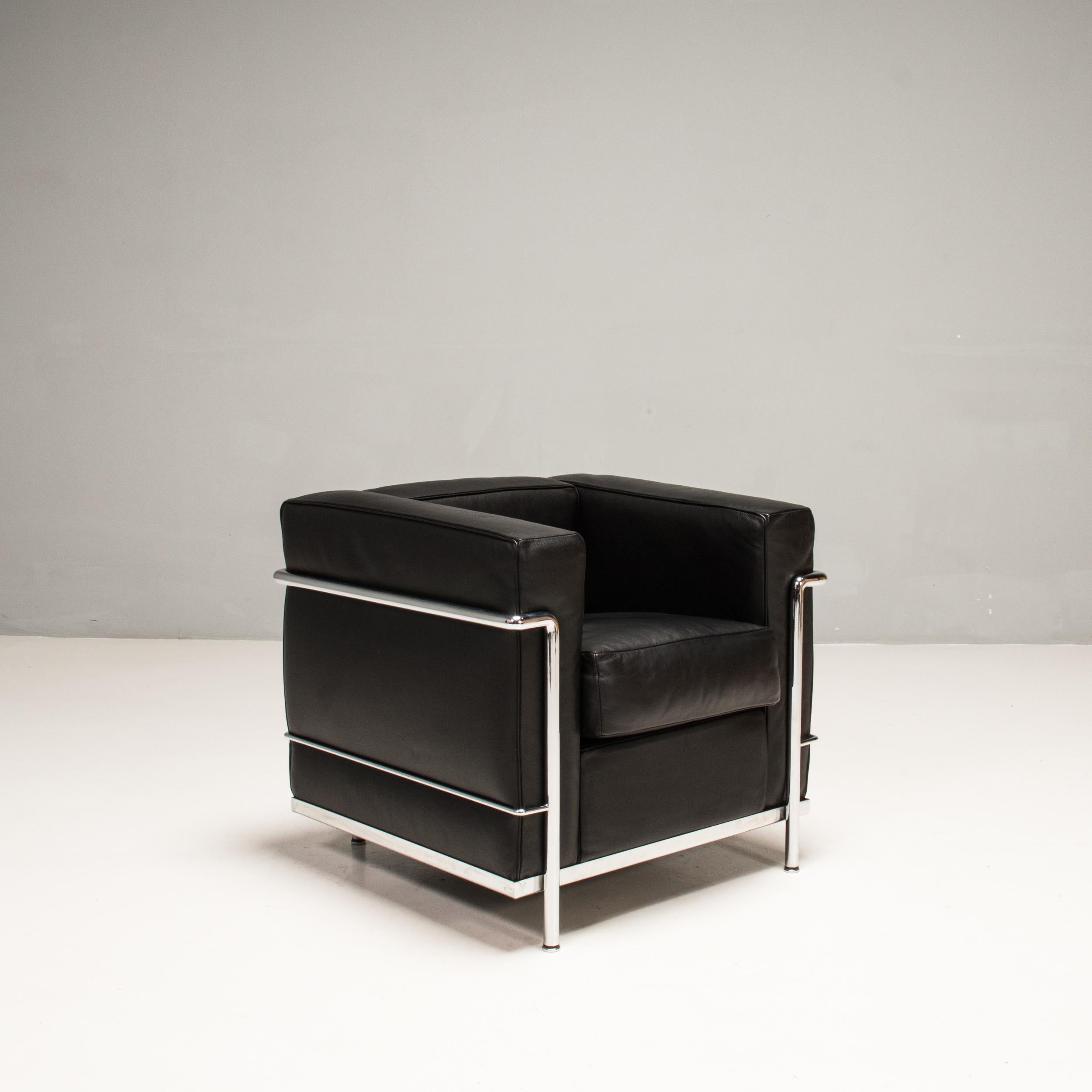 Le Corbusier for Cassina LC2 Black Leather Armchairs, Set of 2 3