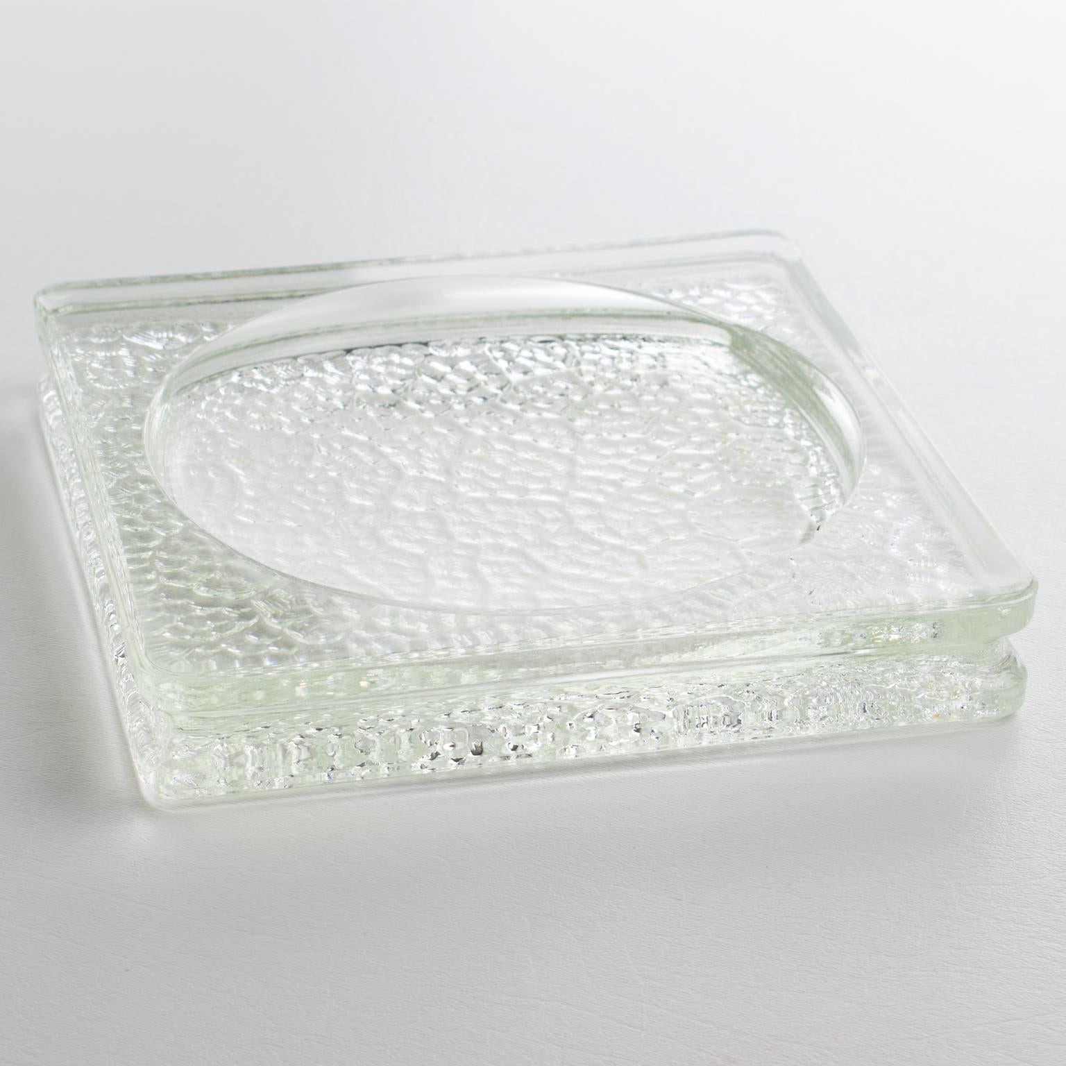 1950s Industrial thick molded glass desktop accessory, desk tidy, vide poche, or cigar ashtray manufactured by Lumax, France. The original design by Le Corbusier, under the name 