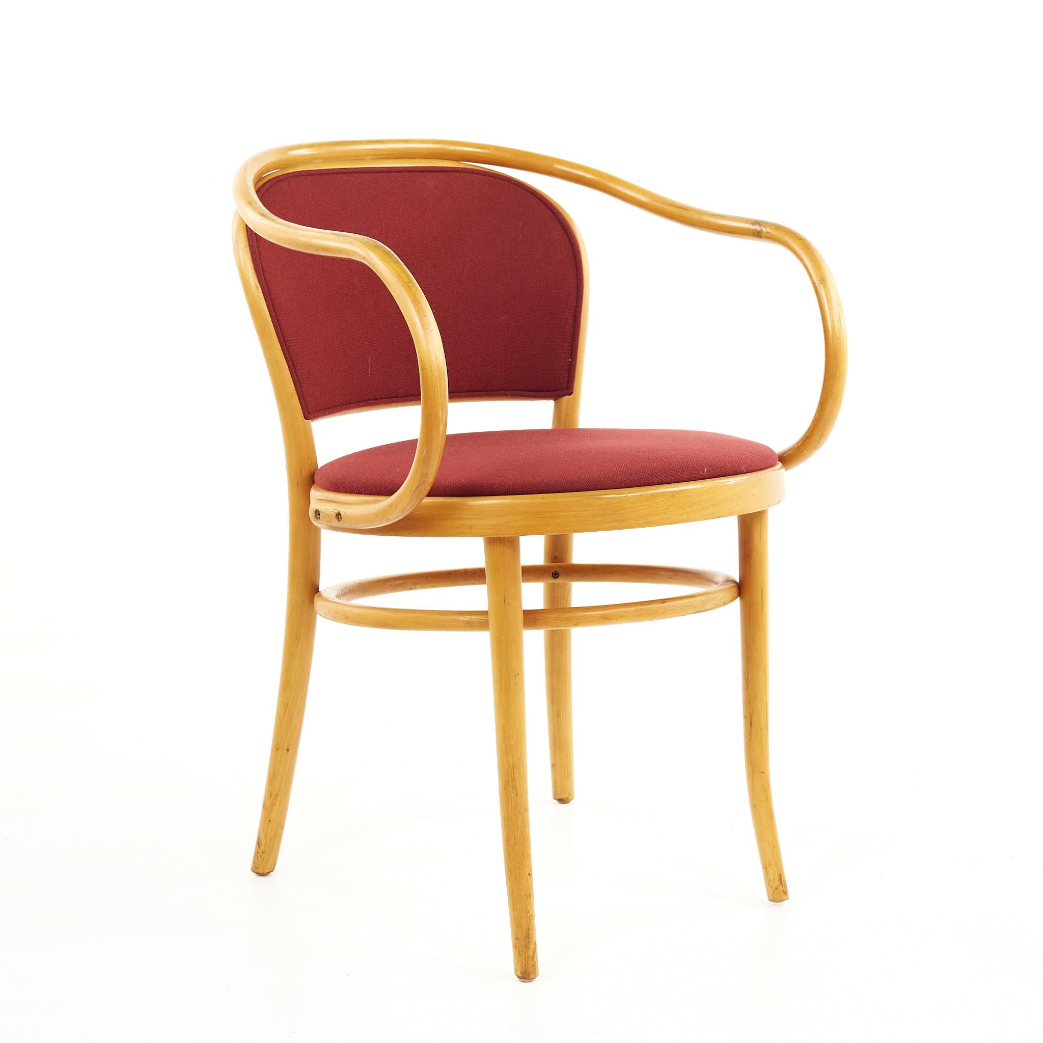 Mid-Century Modern Le Corbusier for Thonet Mid Century Bentwood Dining Chairs, Set of 6 For Sale