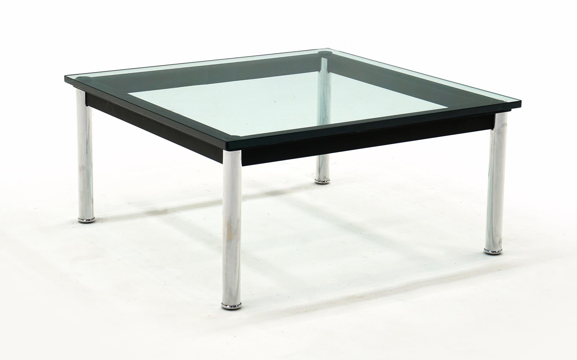 Bauhaus Le Corbusier Glass and Chrome Coffee Table Model LC10-P Low Table