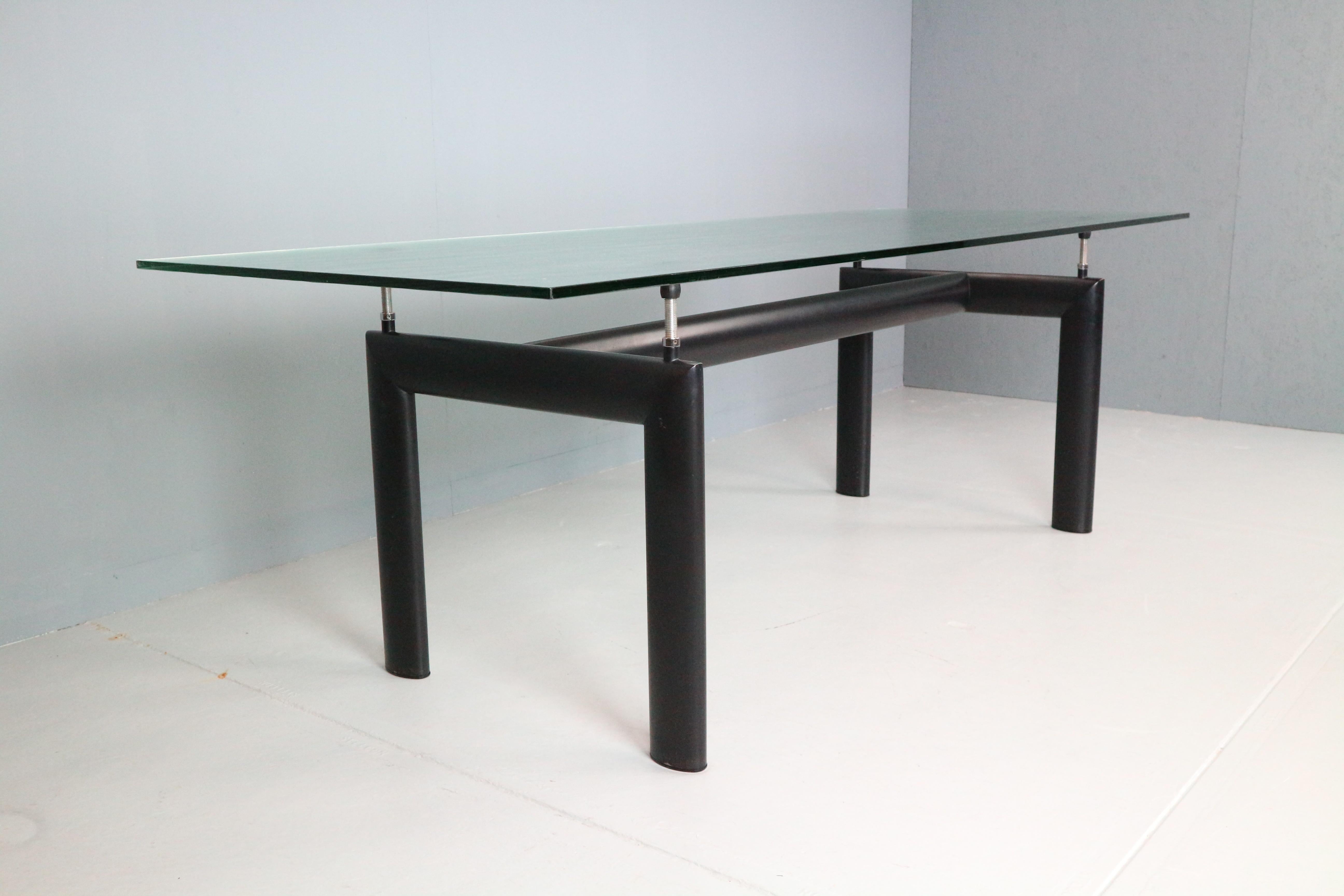Table de salle à manger en verre Le Corbusier 'LC6' pour Cassina, 1970 Italie en vente 1