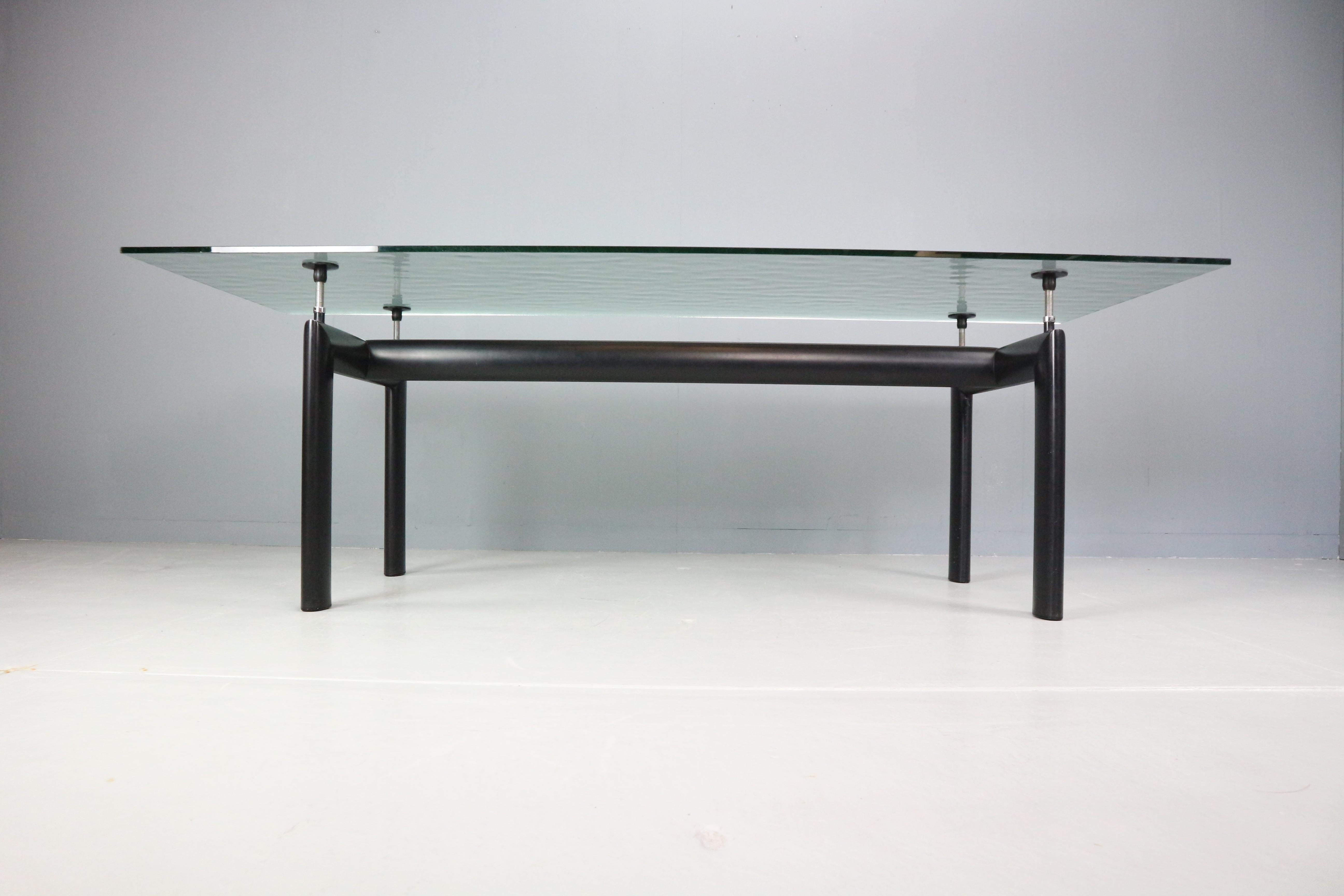 table le corbusier prix