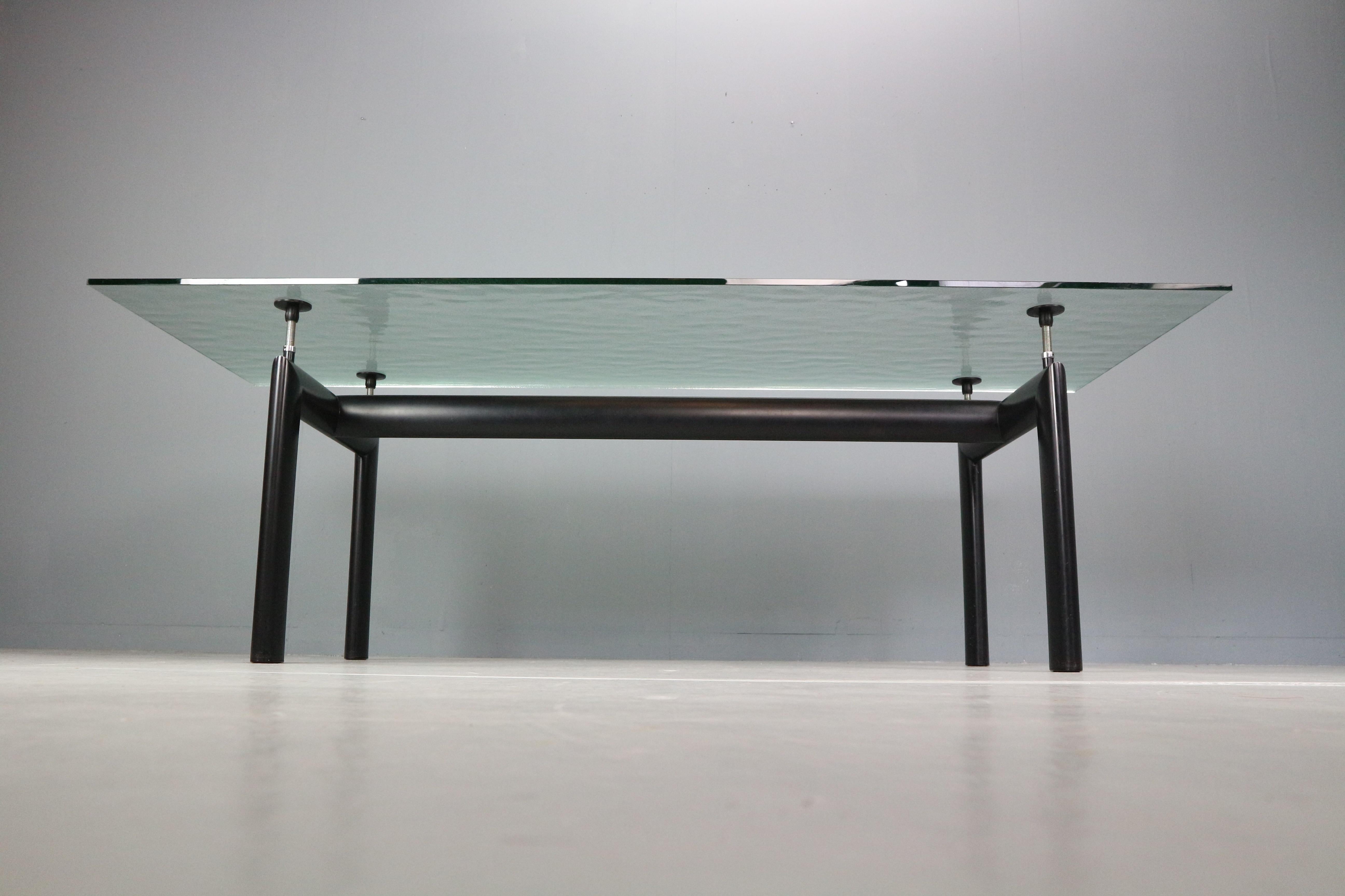 table lc6 le corbusier