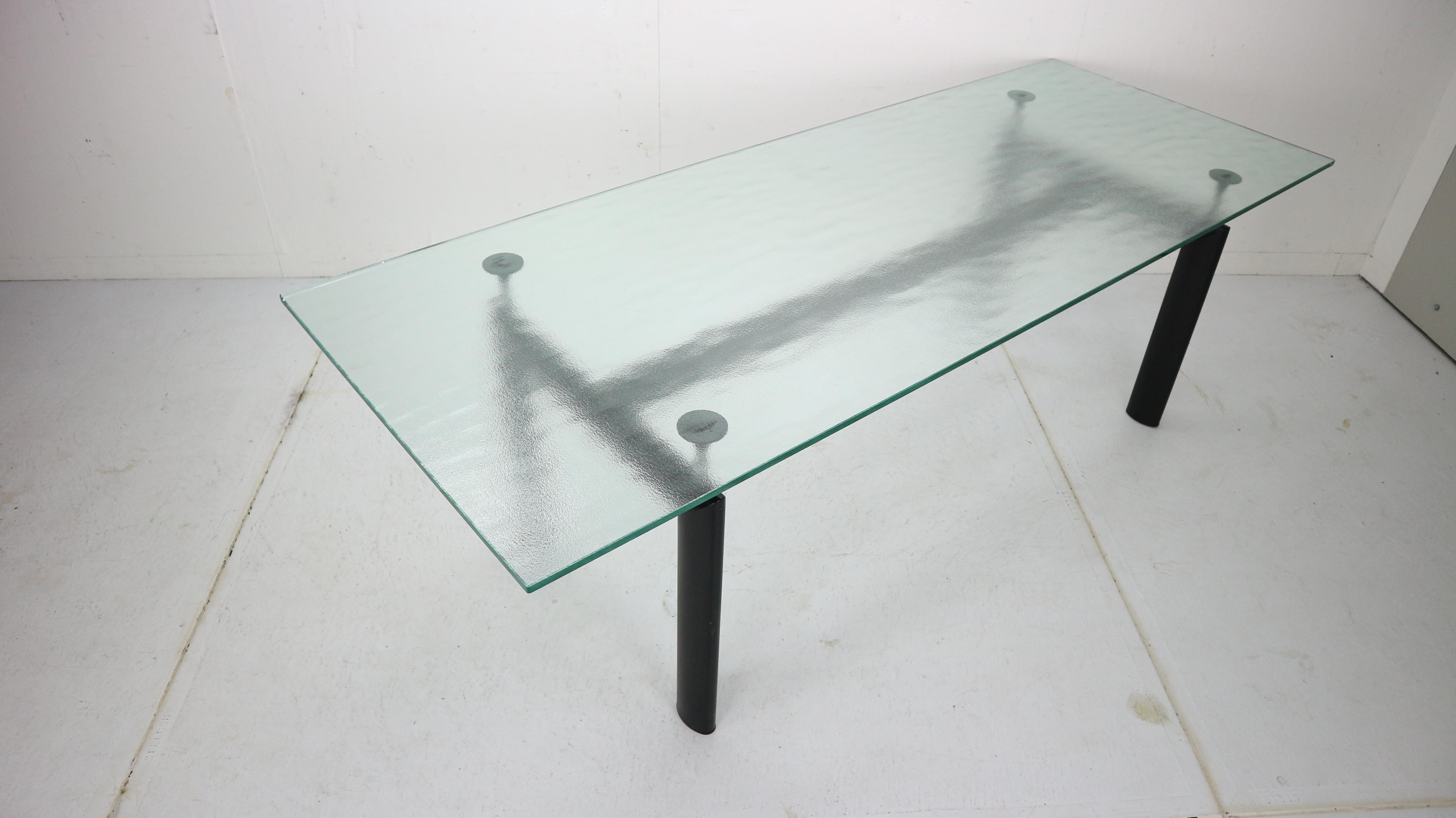 Le Corbusier Glass Dinning Table ‘LC6’ For Cassina, 1970s Italy In Good Condition In The Hague, NL