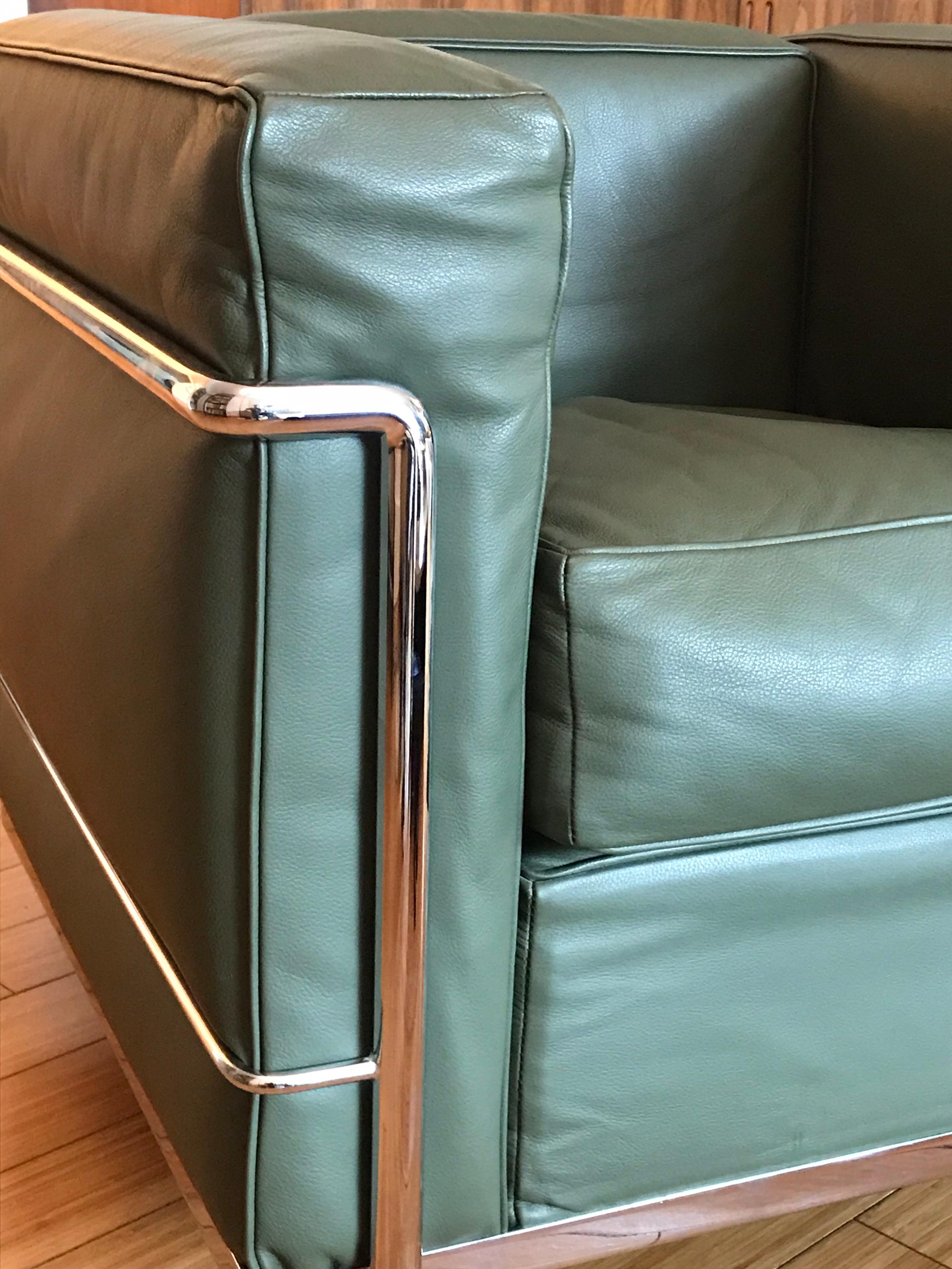 Le Corbusier 'Grand Confort' Custom Green Leather Chair by Cassina In Good Condition In Los Angeles, CA