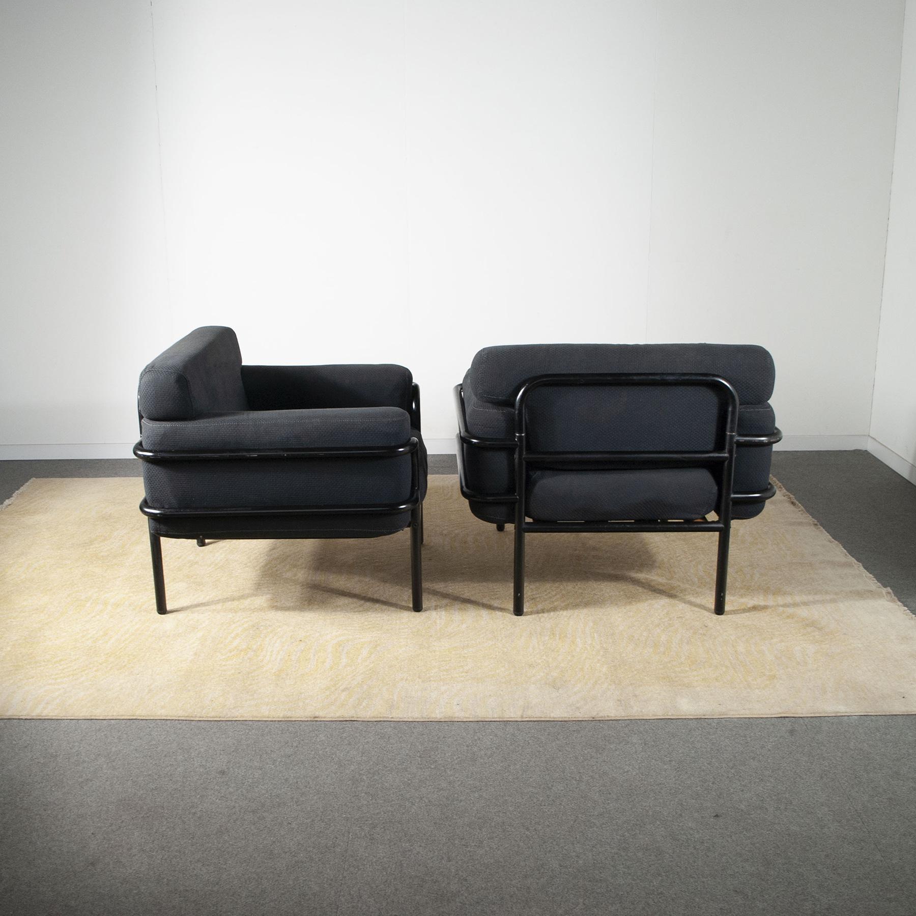 Lacquered Le Corbusier in the Style LC2 from the Seventies