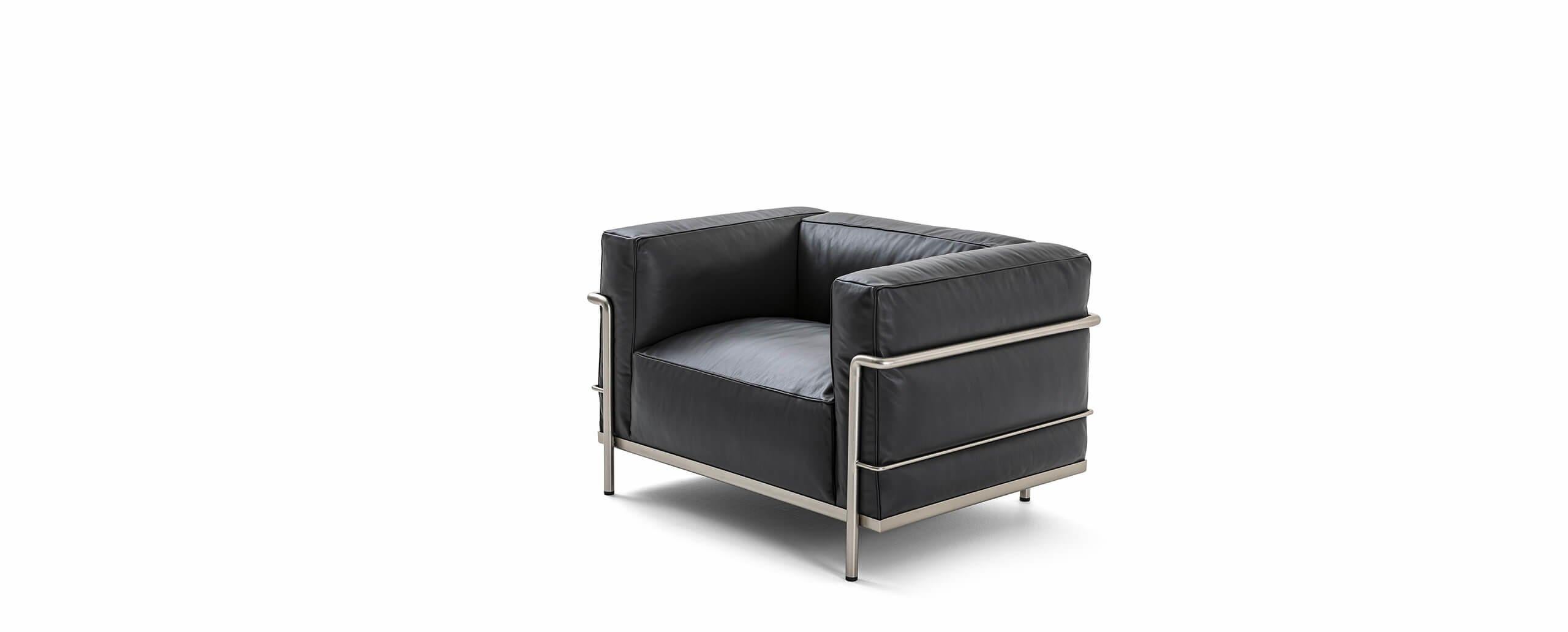 Mid-Century Modern Le Corbusier, Jeanneret, Charlotte Perriand LC3 Fauteuil by Cassina For Sale