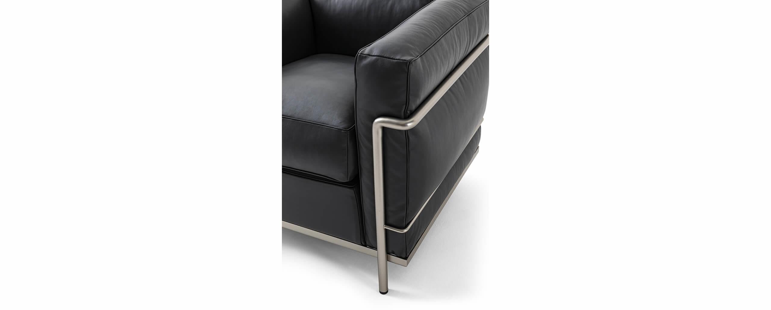 Le Corbusier, Jeanneret, Charlotte Perriand LC3 Fauteuil de Cassina en Nuevo estado para la venta en Barcelona, Barcelona