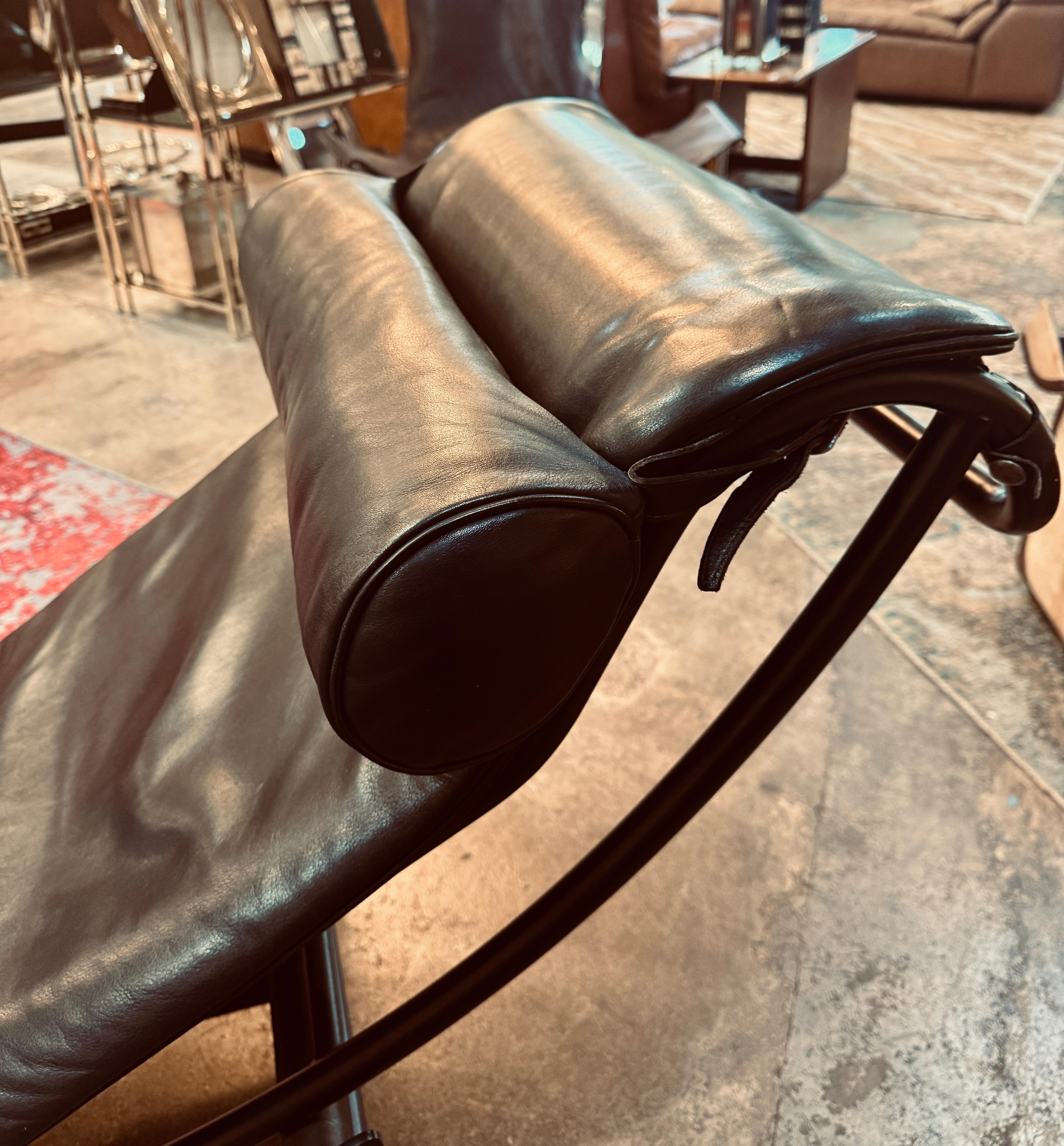 Le Corbusier, Jeanneret, Charlotte Perriand LC4 Noire Chaise Lounge by Cassina 3