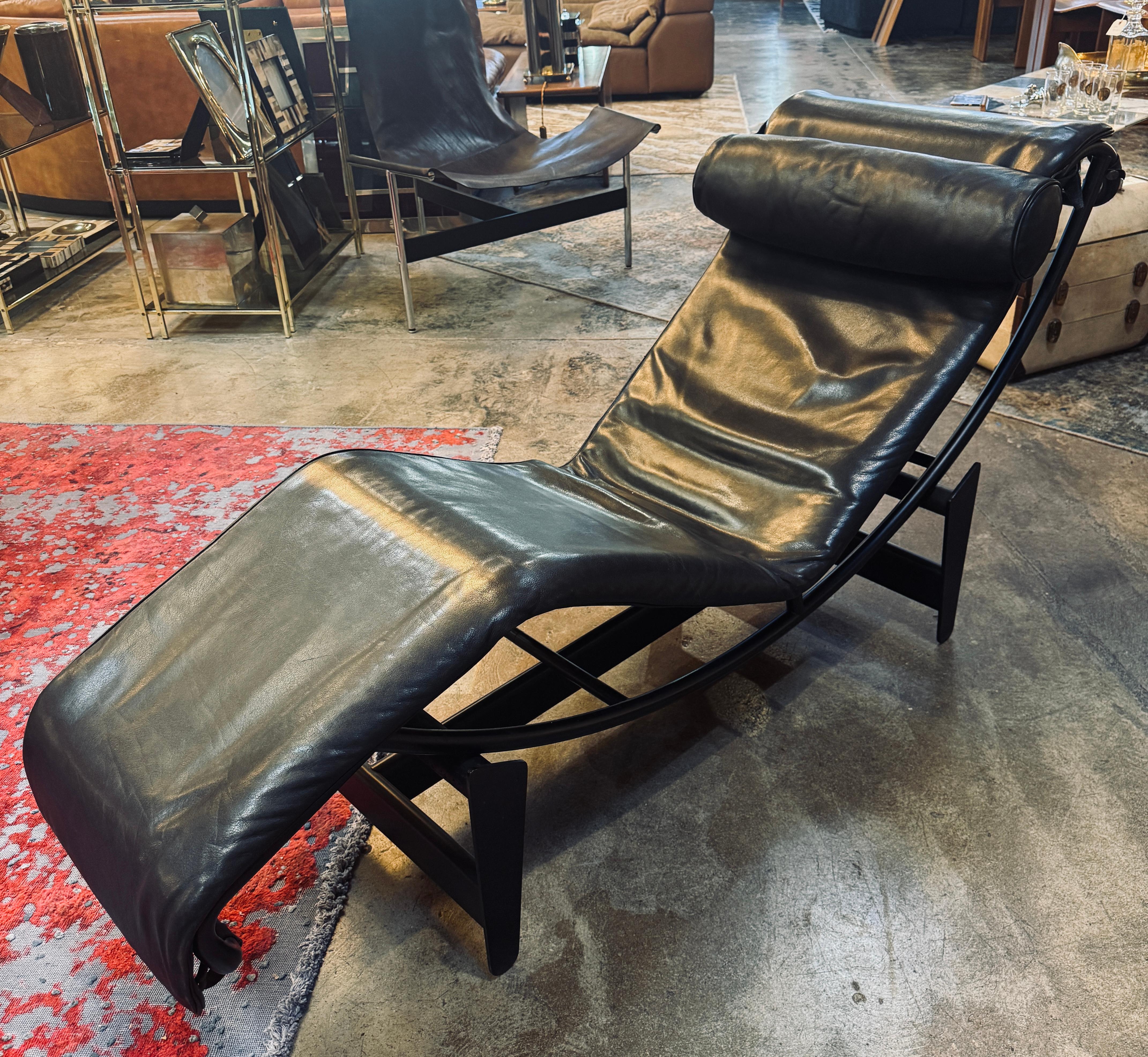 Le Corbusier, Jeanneret, Charlotte Perriand LC4 Noire Chaise Lounge by Cassina 5