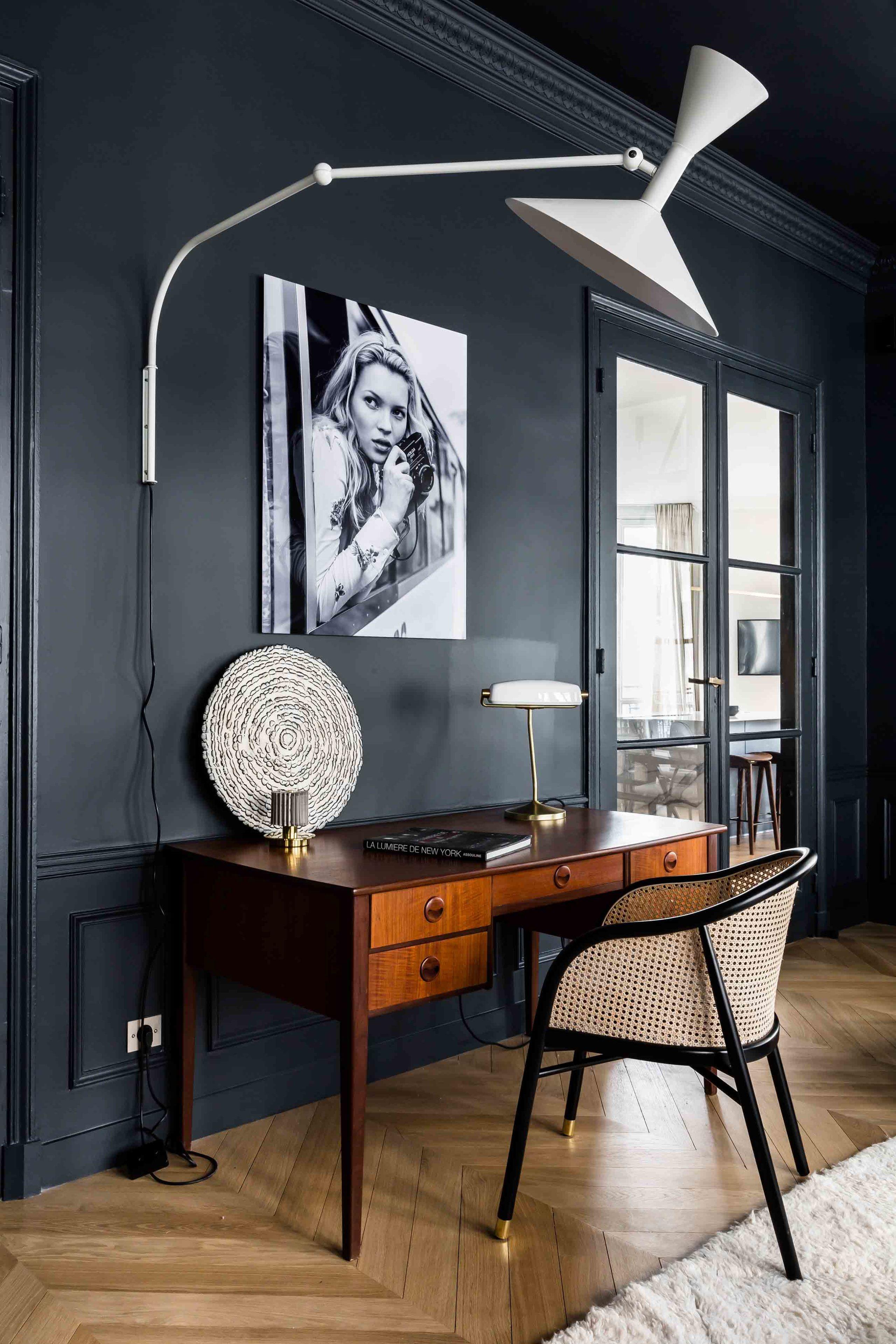Lampada da parete 'Lampe De Marseille' di Le Corbusier per Nemo in nero in vendita 11
