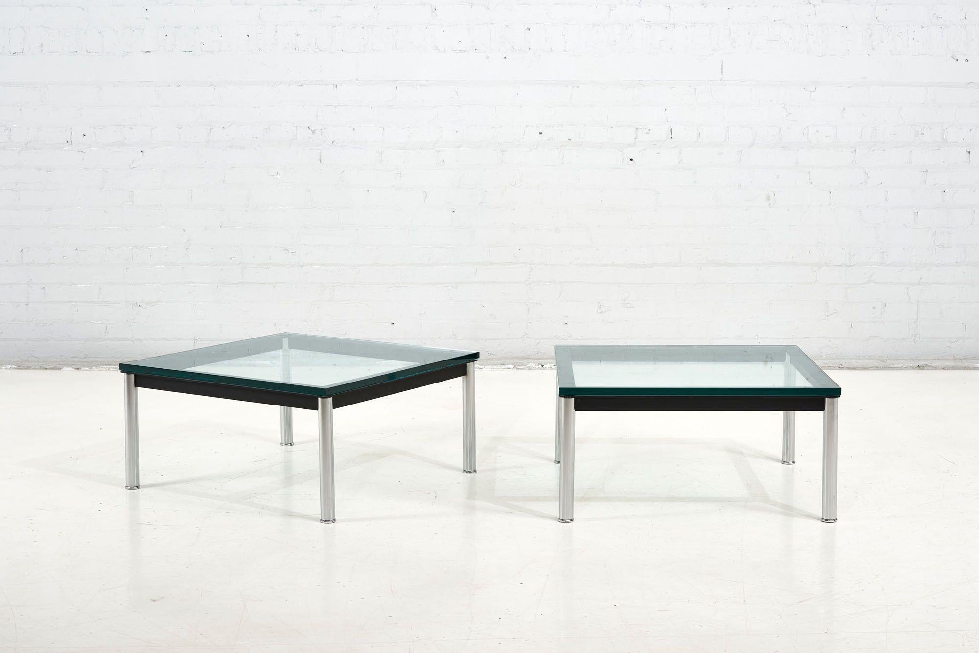 Mid-Century moderno Le Corbusier LC 10 per tavolini Cassina, Italia, 1970 in vendita