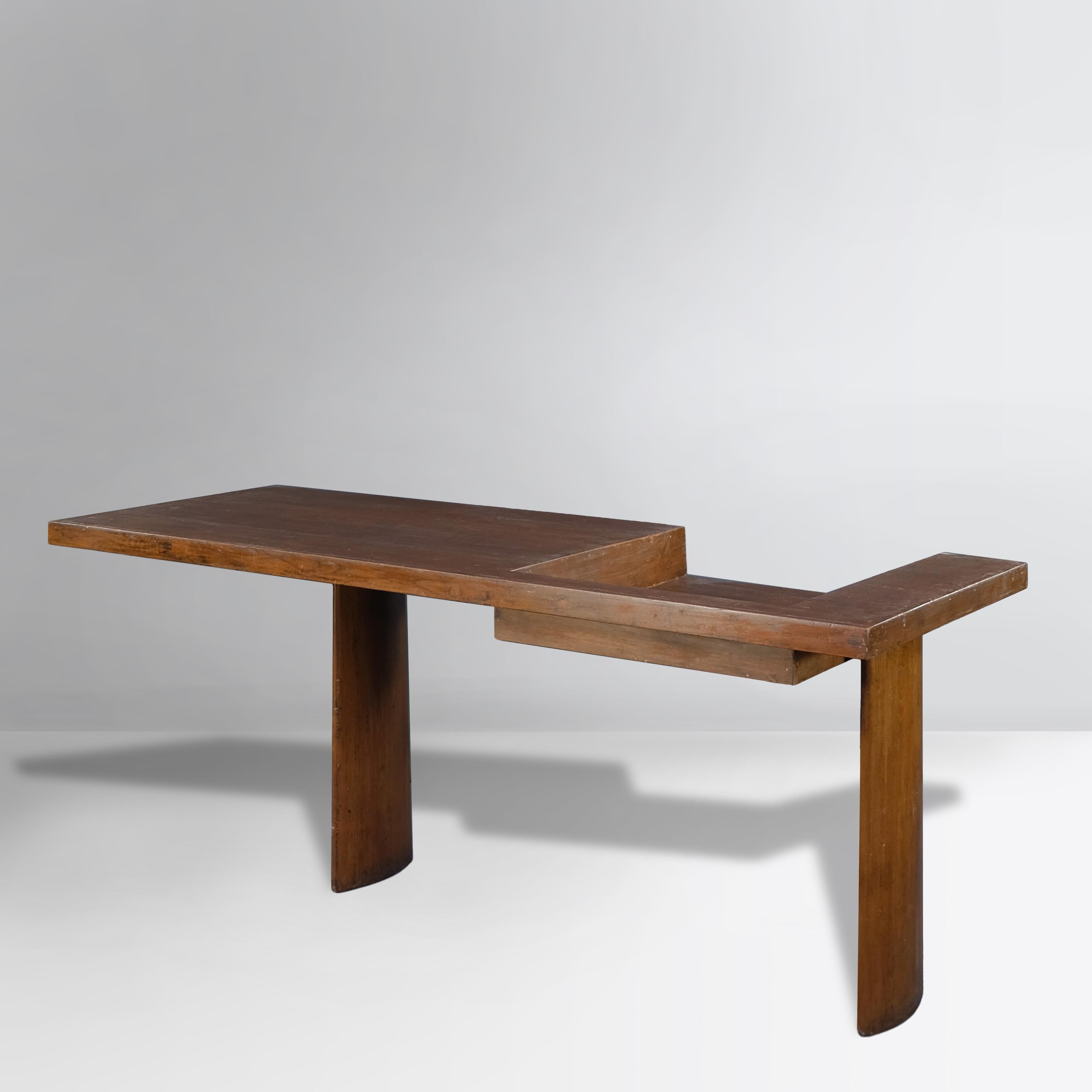 Le Corbusier LC/BD-01-A Ahmedabad Console Desk / Authentic Mid-Century Modern In Good Condition For Sale In Zürich, CH