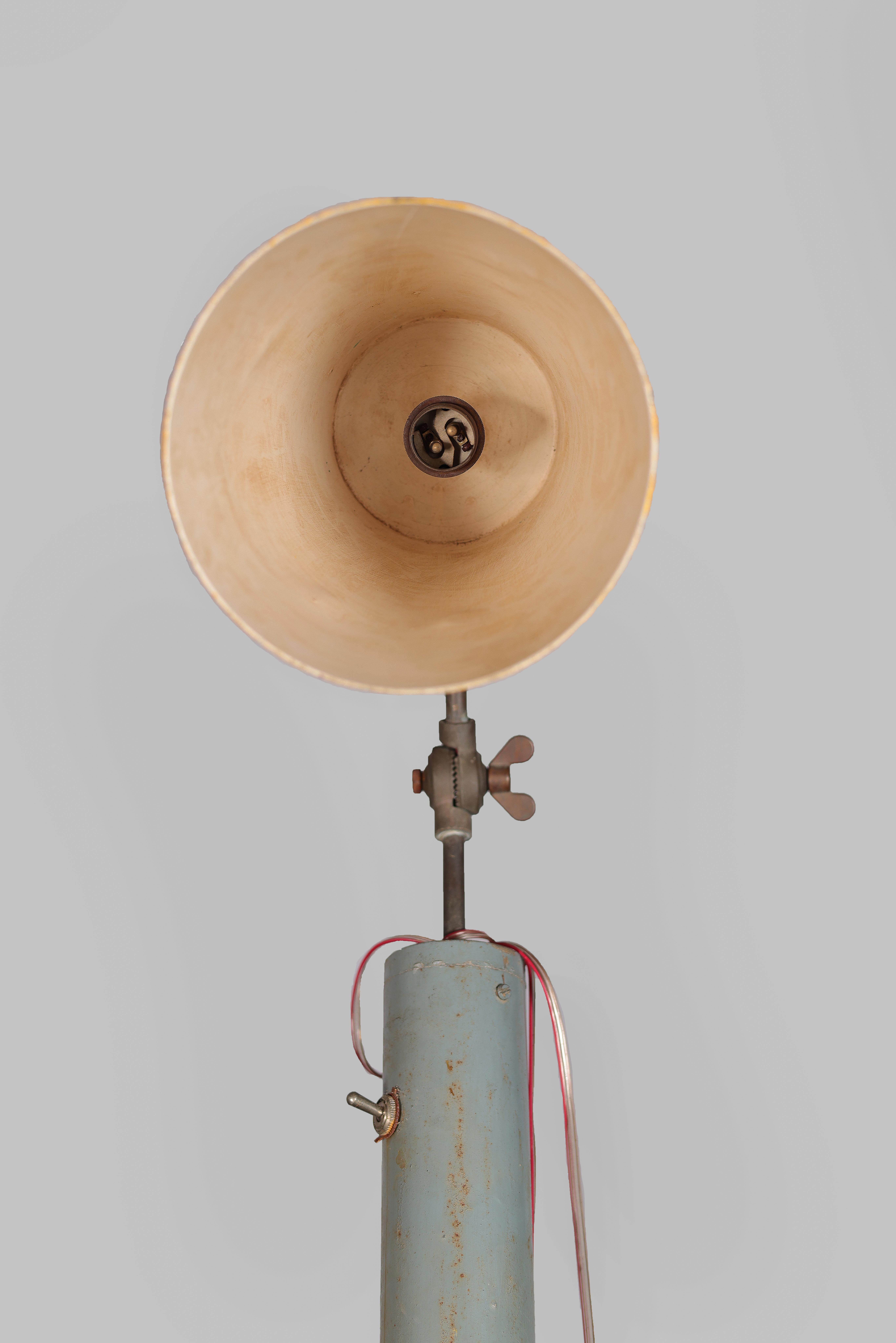 Indian Le Corbusier LC-LU-02-A Lamp/ Authentic Floor Diabolo Lamp