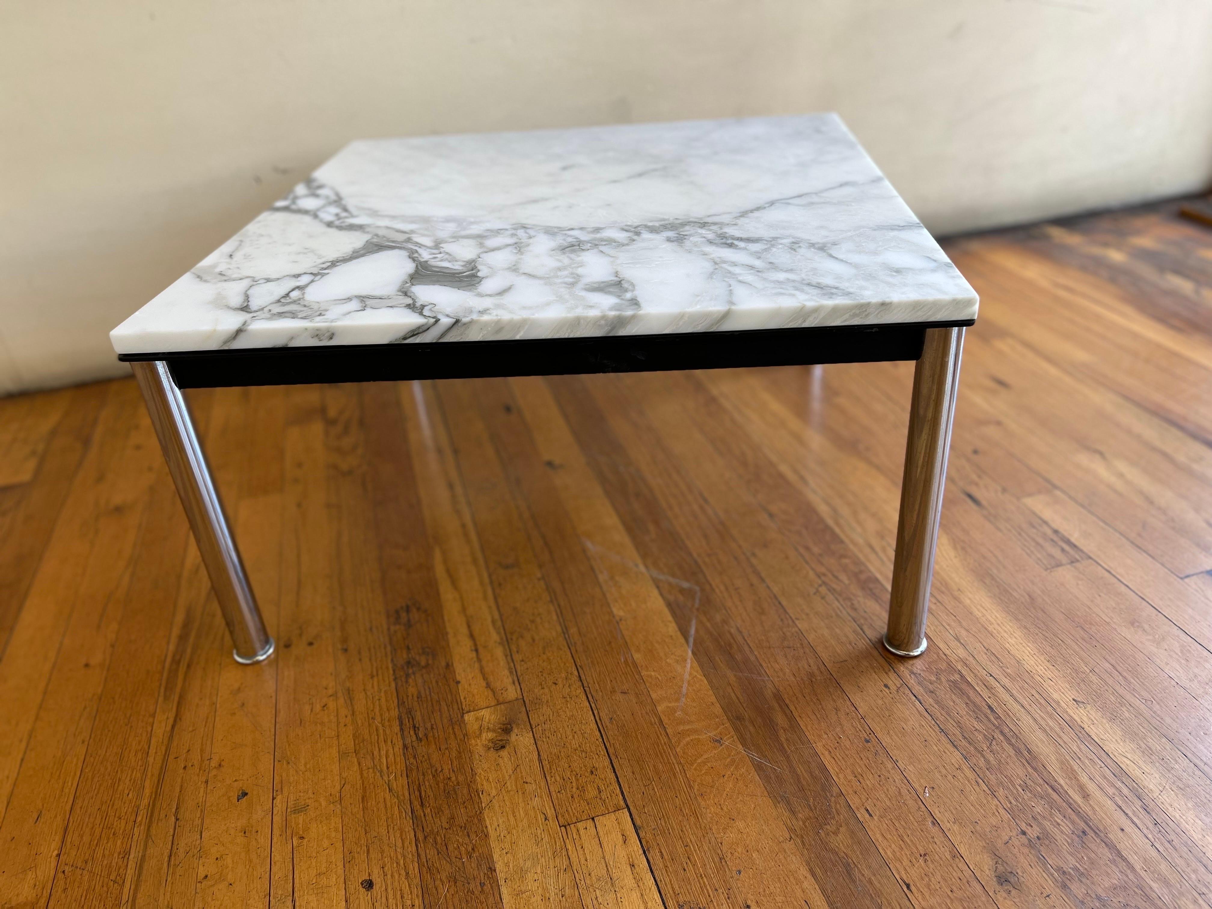 le corbusier coffee table