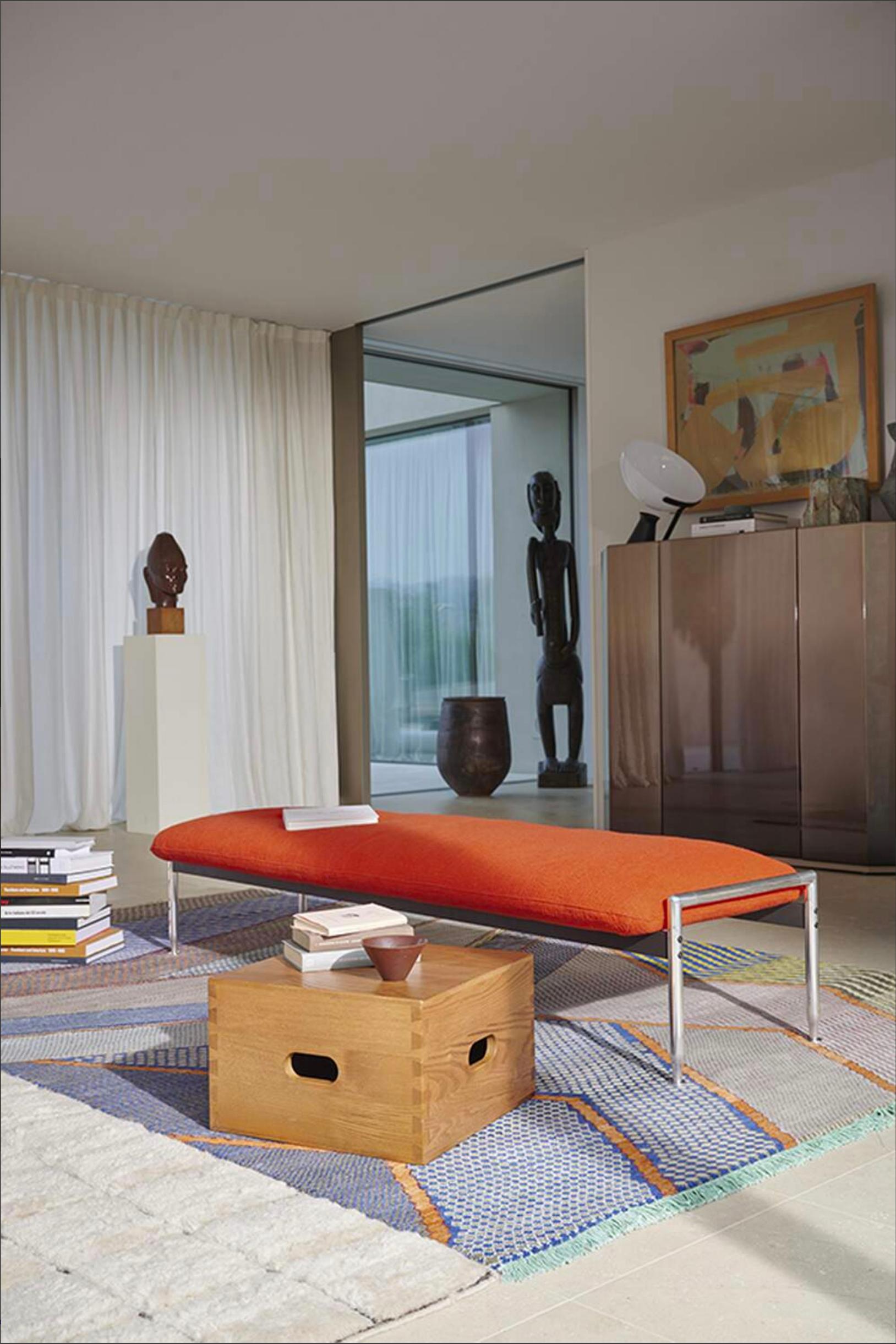 Le Corbusier LC14 Maison Du Brésil Holzhocker für Cassina im Angebot 4