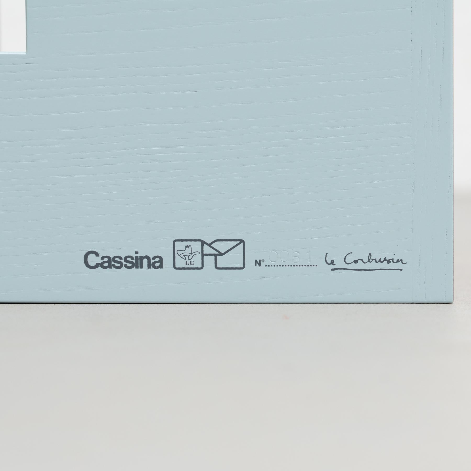 Le Corbusier LC14 Nantes Reze Wood Stool by Cassina For Sale 4