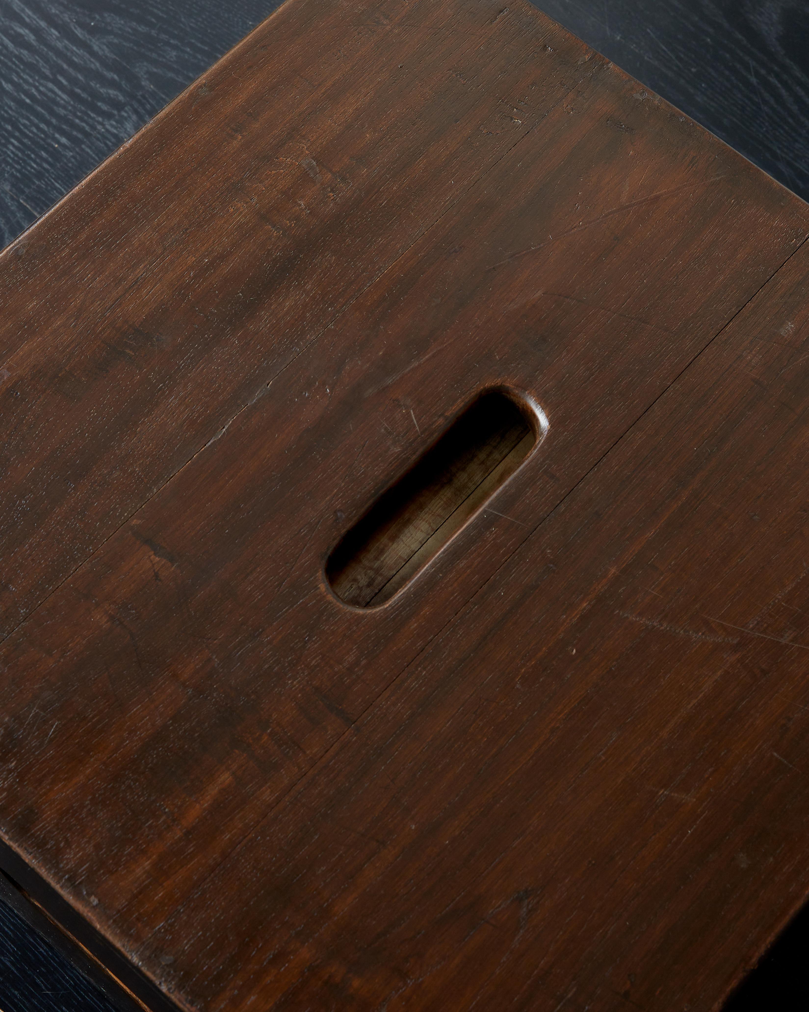 Le Corbusier LC14 Wooden Stool 1