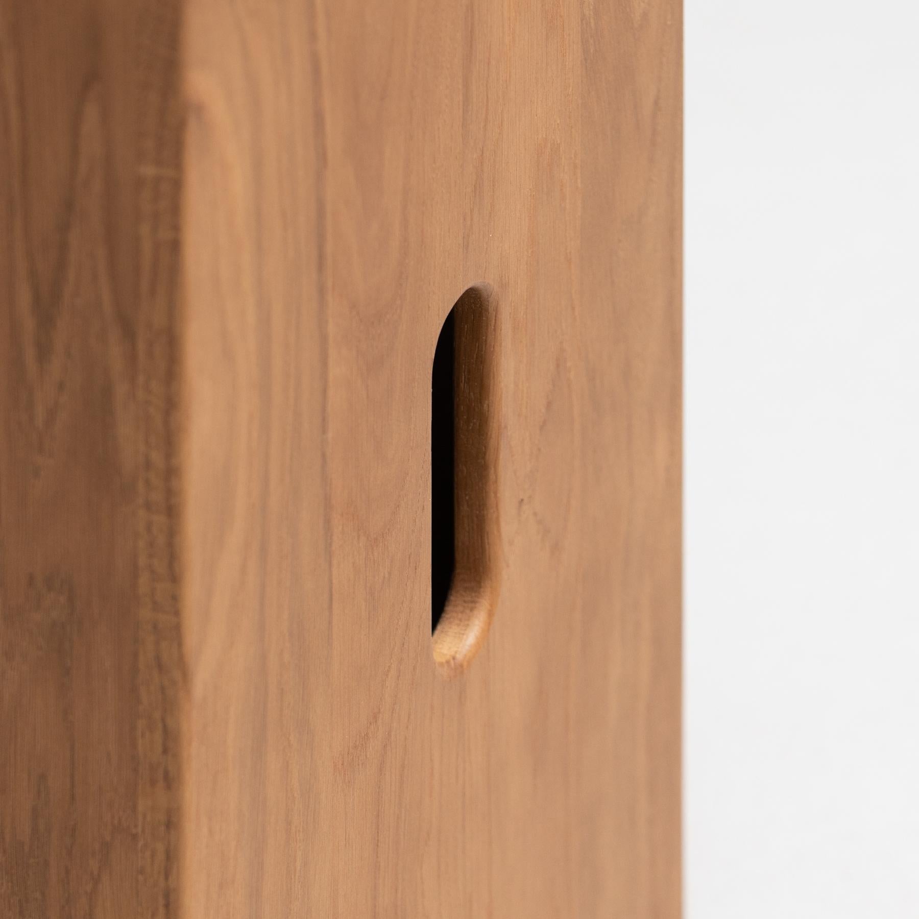 Le Corbusier LC1402 Taburete de madera de Cassina en venta 4