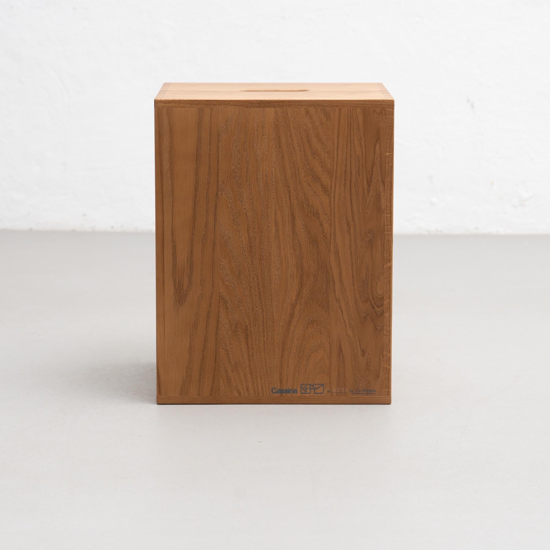 Le Corbusier LC1402 Taburete de madera de Cassina Madera en venta