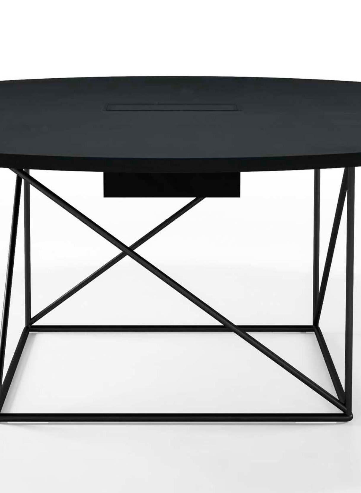 Le Corbusier LC15 Conférence-Tisch für Cassina im Angebot 1