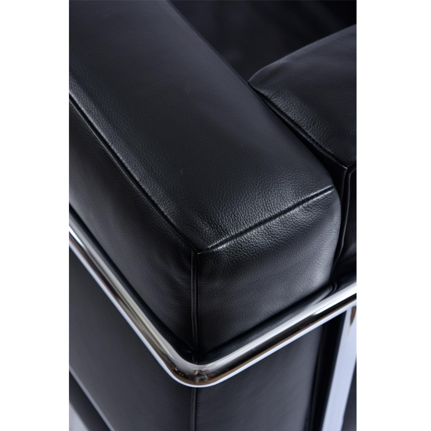 Le Corbusier LC2 Chair by Cassina Made in Italy Chrome and Black Leather 2