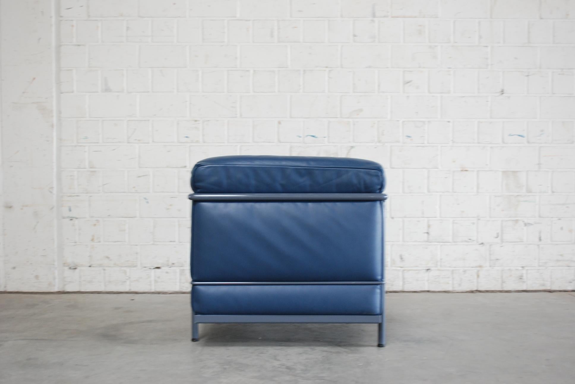 corbusier armchair