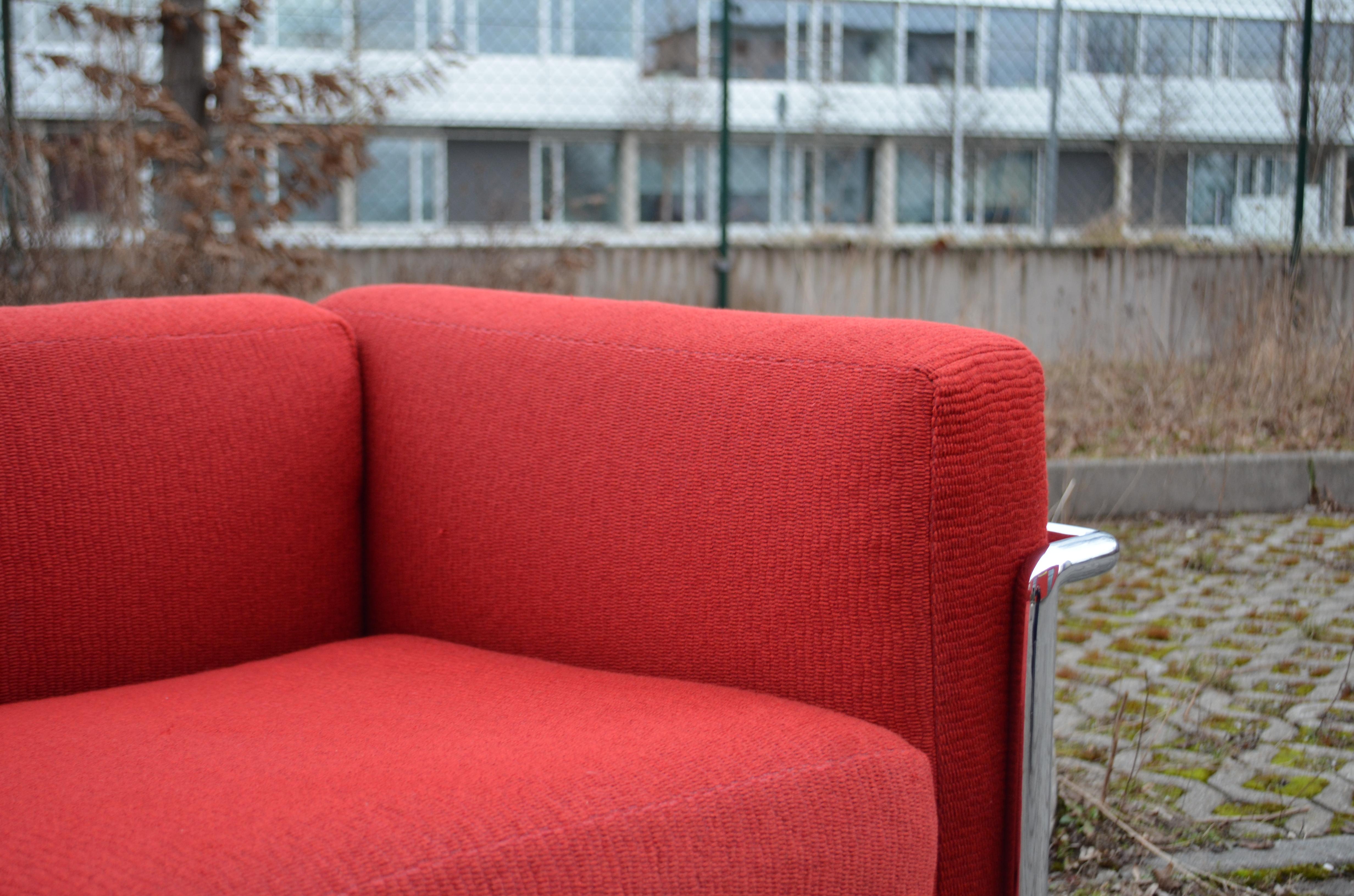 Le Corbusier LC2 Red Sofa by Cassina 7